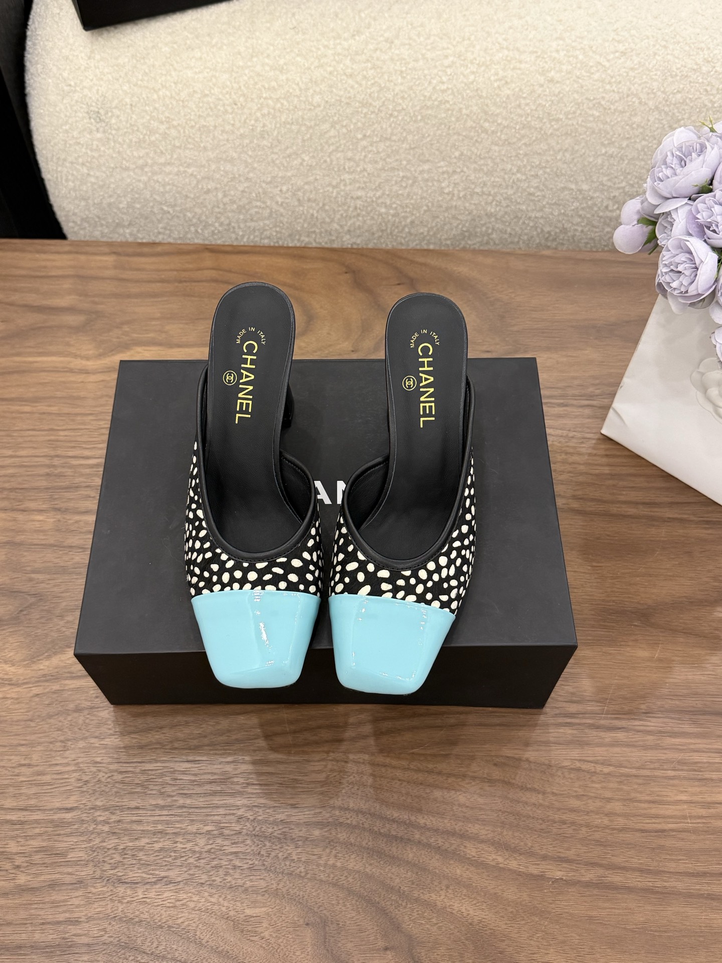NO:789622,Spot Sale *|| [Top high-end quality from major manufacturers] Upper: sheepskin/horse hair, inner sheepskin, padding sheepskin, outsole: Italian genuine leather sole, heel height: 8.5cm, packaging: with airplane box19860909Spot Sale  *|| 【大厂顶级高端品质】 鞋面: 羊皮/马毛 内里羊皮 垫脚羊皮 大底:意大利真皮底 跟高: 8.5cm 包装: 带飞机盒10 35、36、37、38、39、(34/40/41 需要定做跟客服♂沟通),半拖高跟鞋,high heels,sheepskin,Women's Shoes