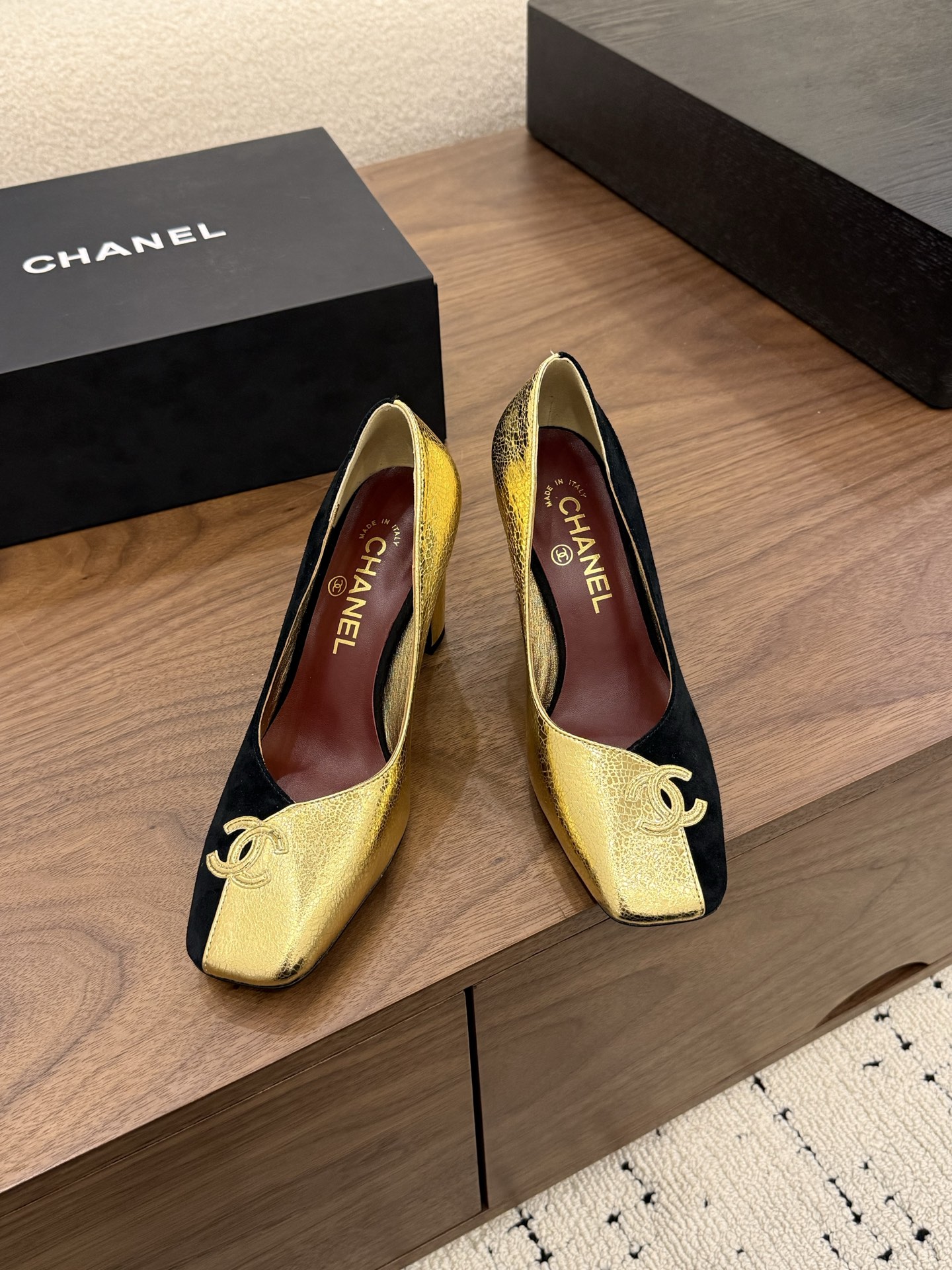 NO:789639,Spot Sale *|| [Top high-end quality from major manufacturers] Upper: cowhide/sheep leather, lining sheepskin, padding sheepskin Outsole: Italian genuine leather sole Heel height: 8.5cm Packing: with airplane box19860909Spot Sale  *|| 【大厂顶级高端品质】 鞋面: 牛皮/羊京 内里羊皮 垫脚羊皮 大底:意大利真皮底 跟高: 8.5cm 包装: 带飞机盒10 35、36、37、38、39、(34/40/41 需要定做跟客服♂沟通),半拖凉鞋,sandals,cowhide,sheepskin,sheep,Women's Shoes