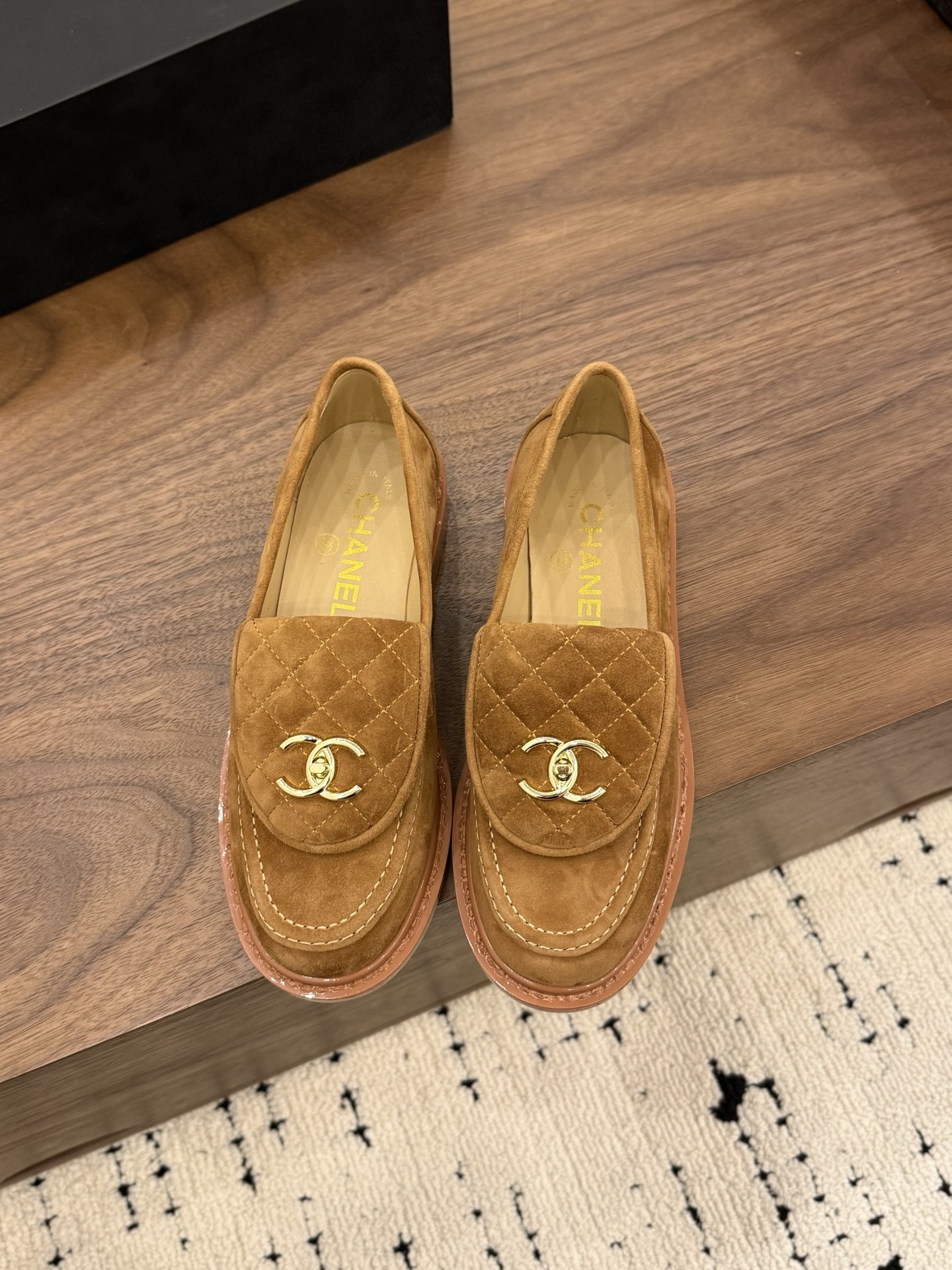 NO:789636,Spot Sale *|| [Top high-end quality from major manufacturers] Upper: cloth/leather/velvet/Sheep leather lining, sheepskin padding Outsole: Italian genuine leather sole Heel height: 3cm Packing: with airplane box19860909Spot Sale  *|| 【大厂顶级高端品质】 鞋面: 布/皮/绒/羊京 内里羊皮 垫脚羊皮 大底:意大利真皮底 跟高: 3cm 包装: 带飞机盒10 35、36、37、38、39、(34/40/41 需要定做跟客服♂沟通),乐福鞋半拖,loafers,sheepskin,sheep,Women's Shoes