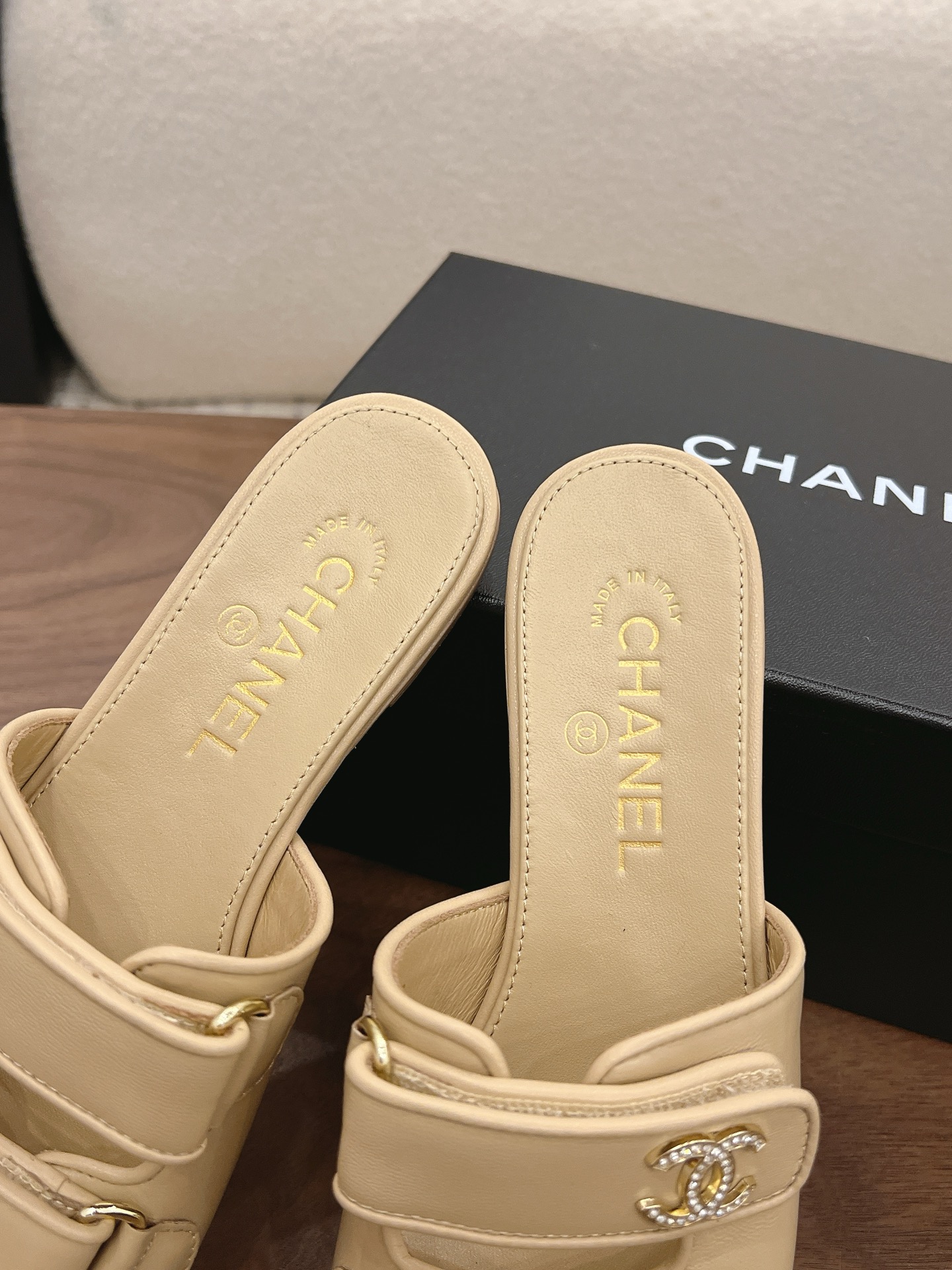 Designer Women Shoes