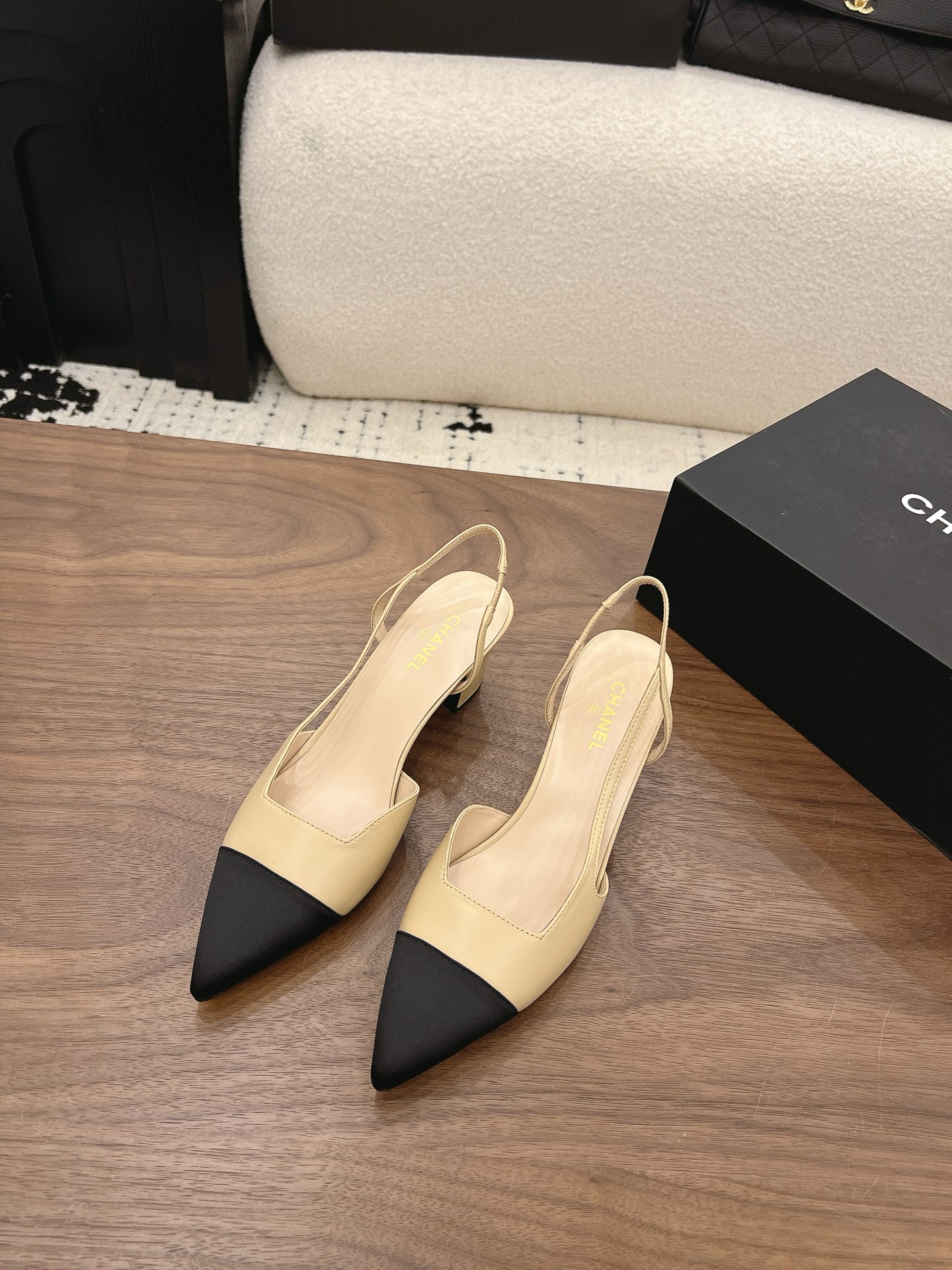 Designer Women Shoes