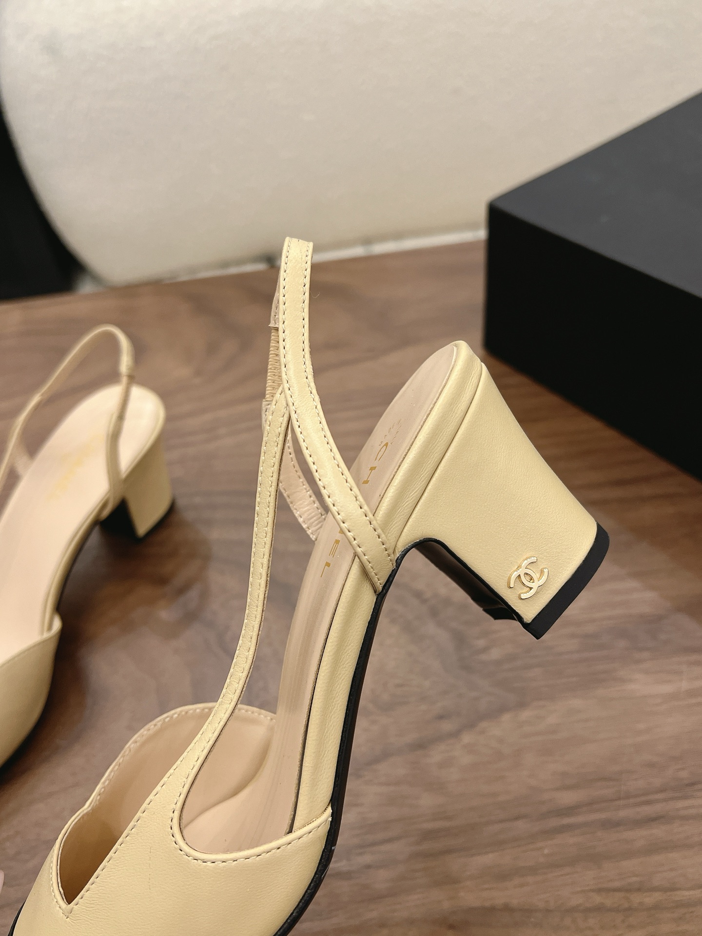 Designer Women Shoes