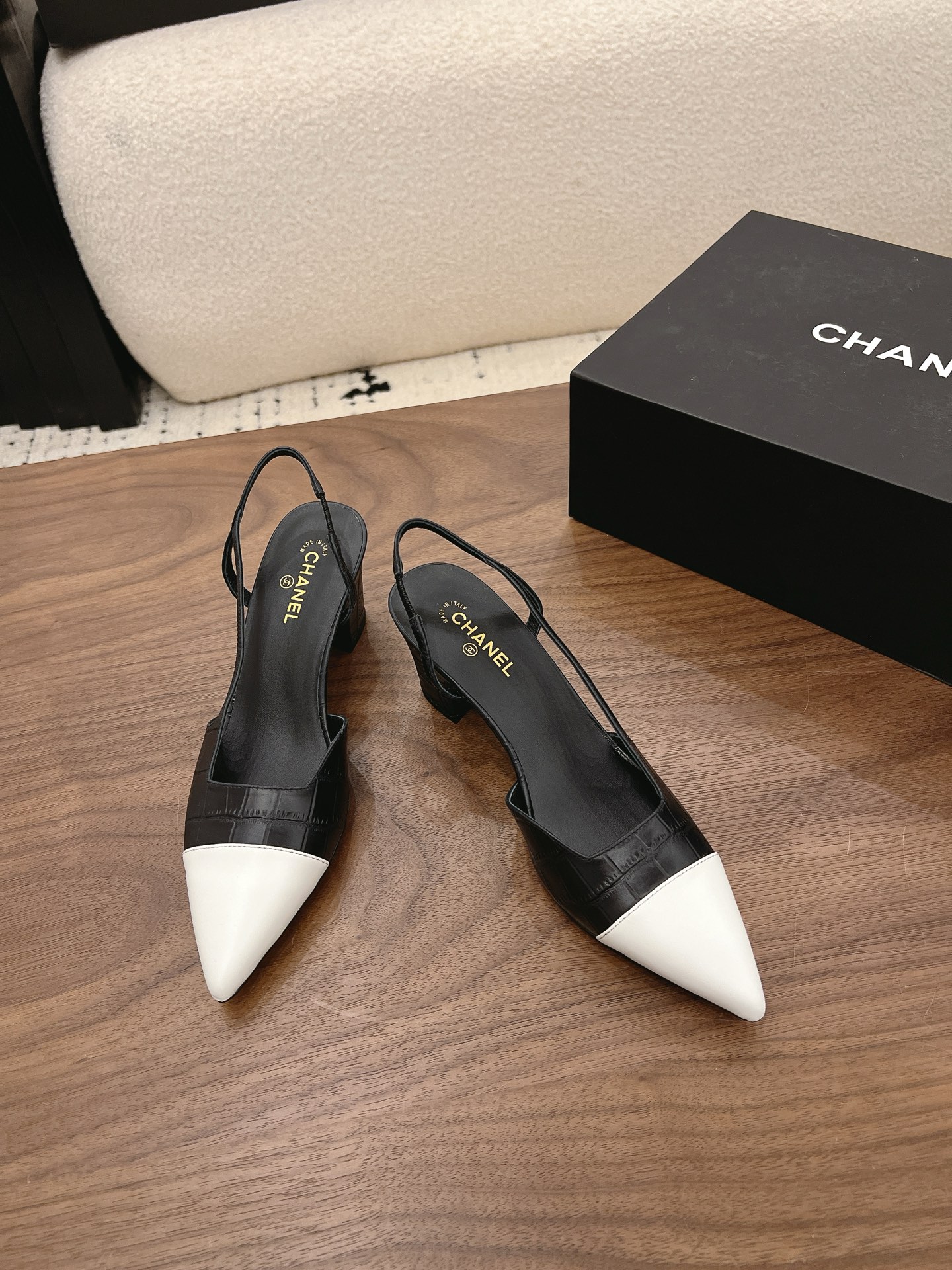 Designer Women Shoes