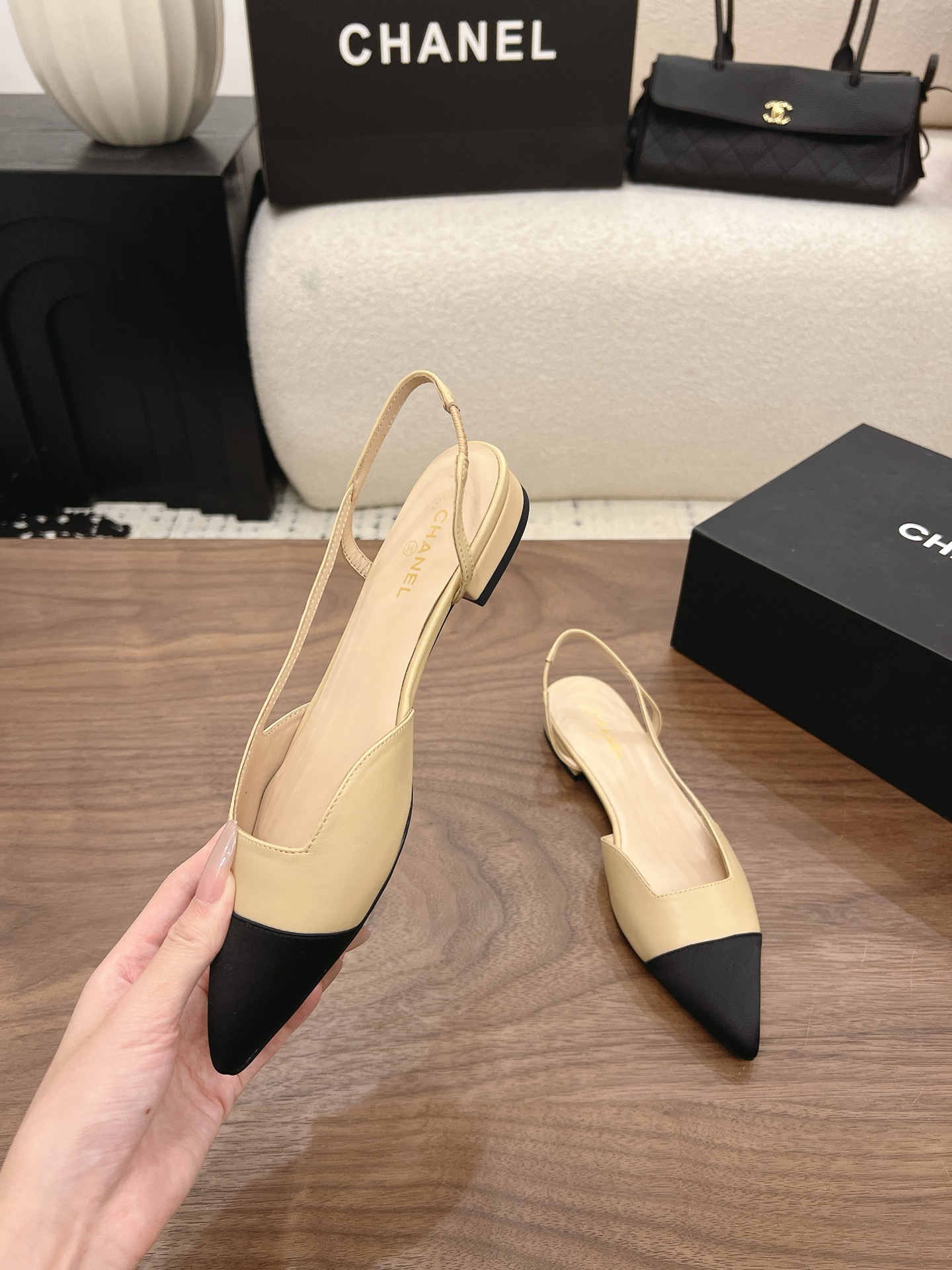 Designer Women Shoes