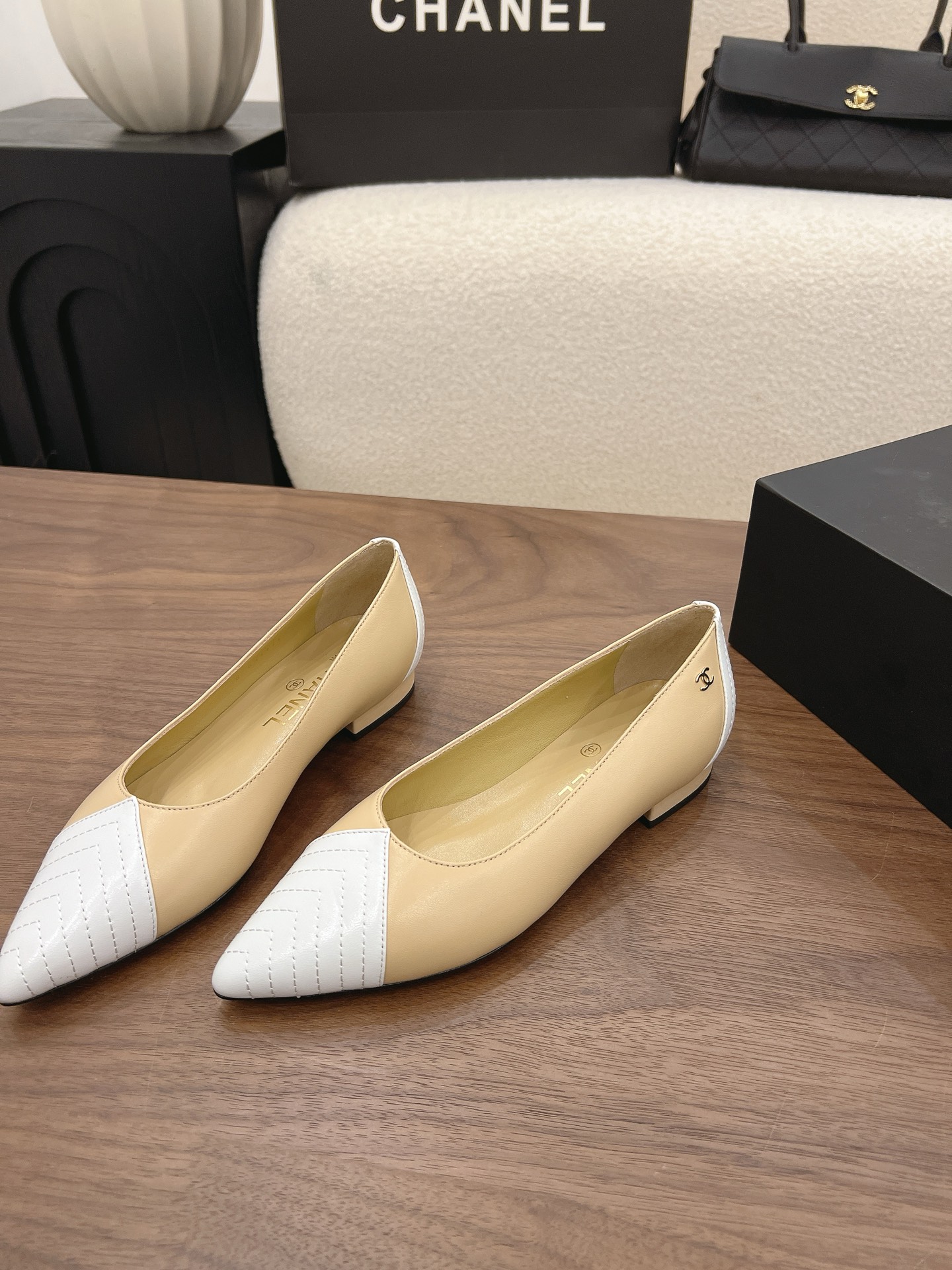 Designer Women Shoes