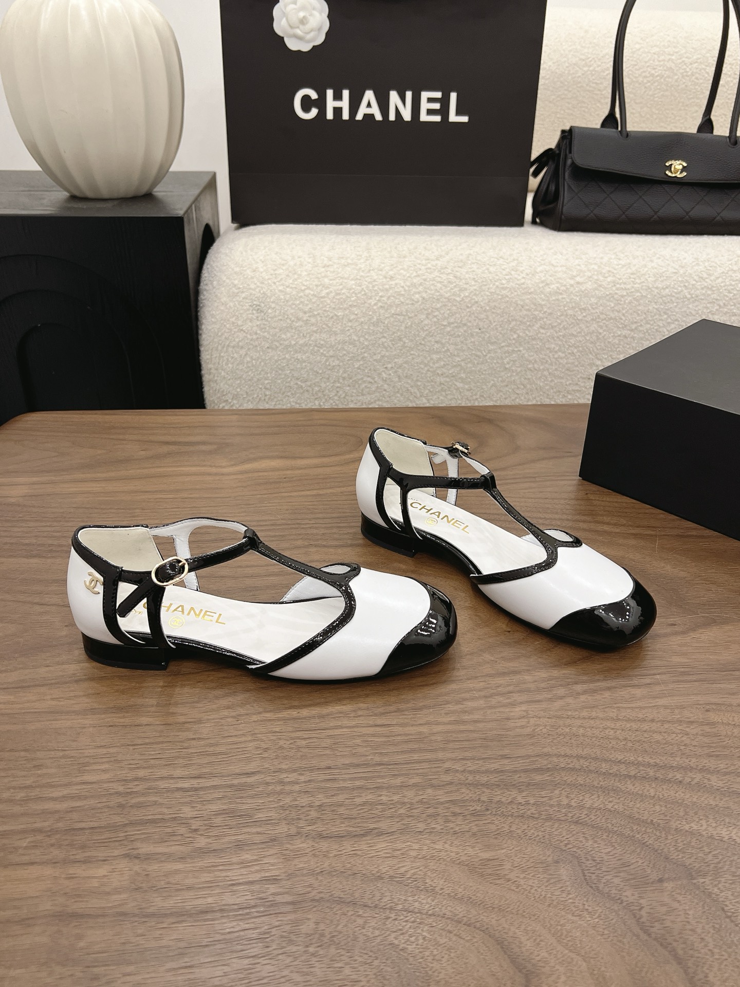 Designer Women Shoes
