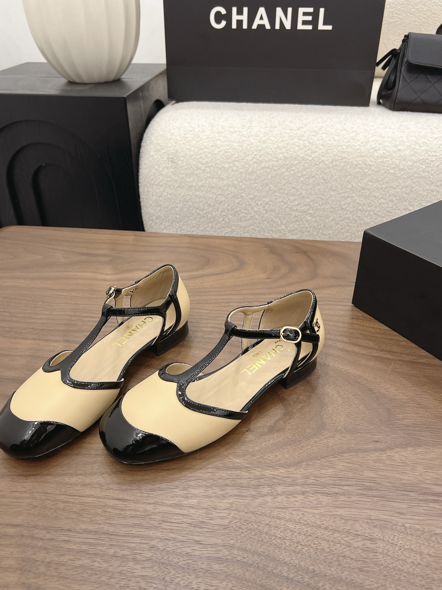 Designer Women Shoes