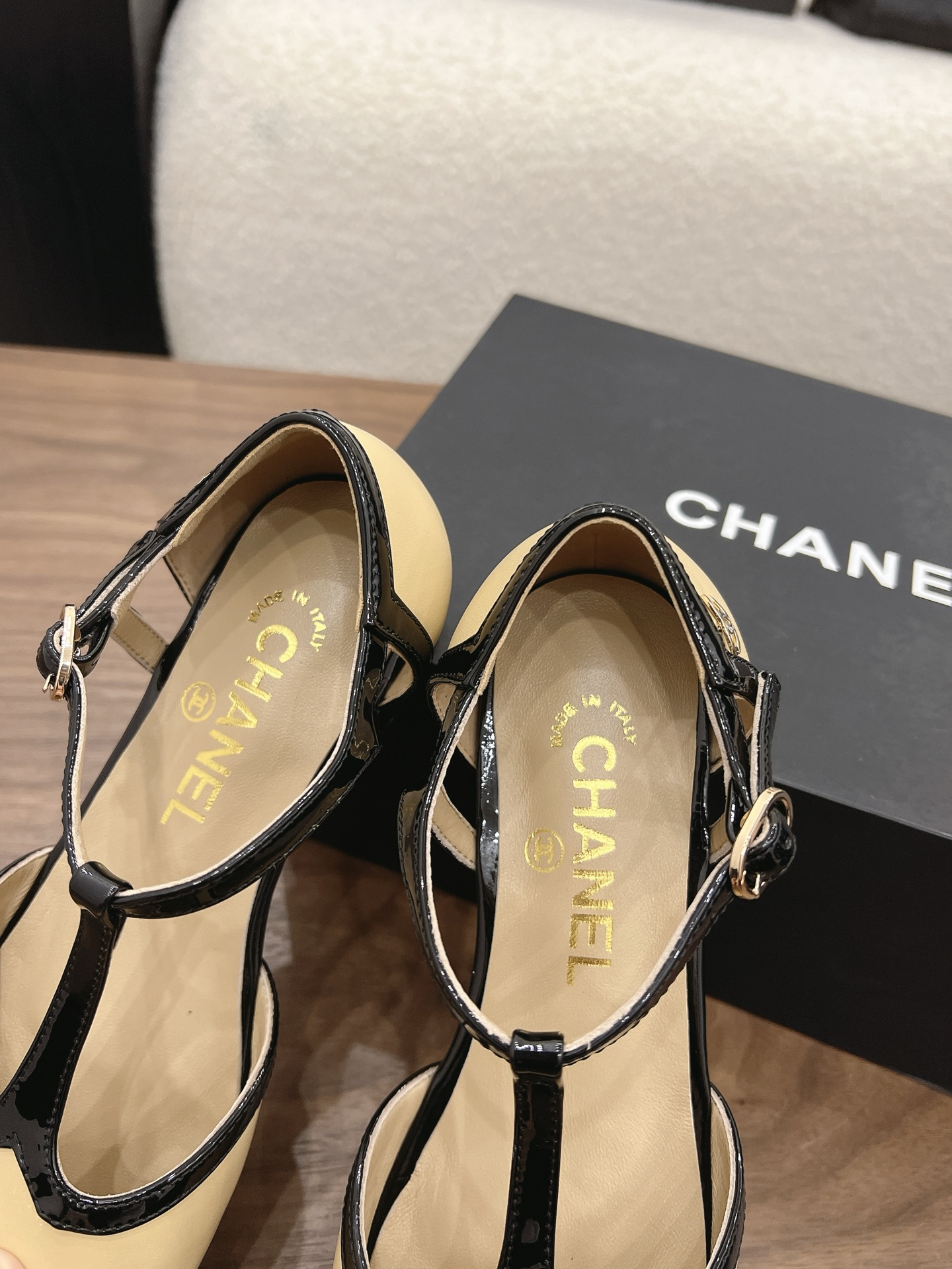Designer Women Shoes