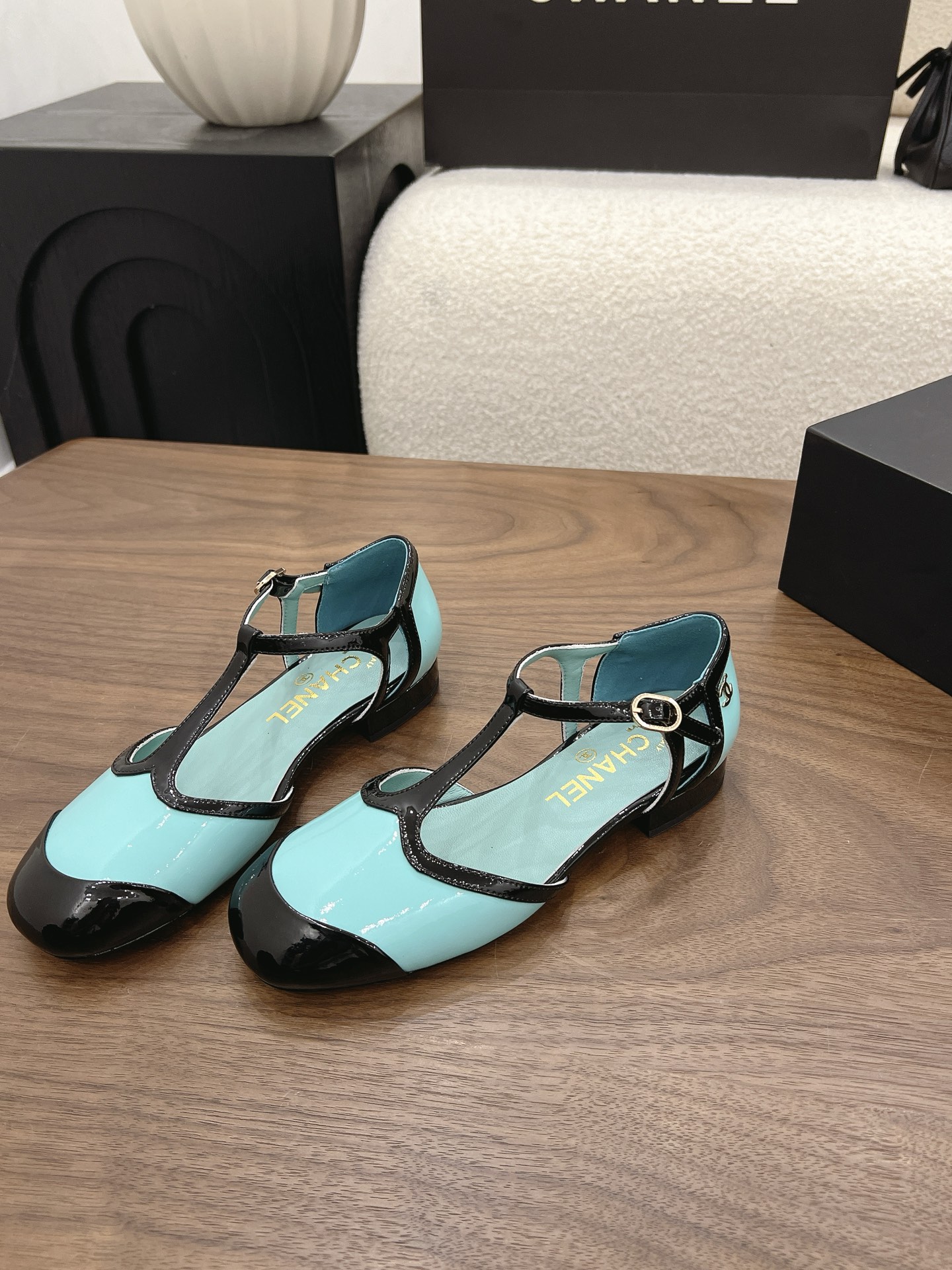 Designer Women Shoes