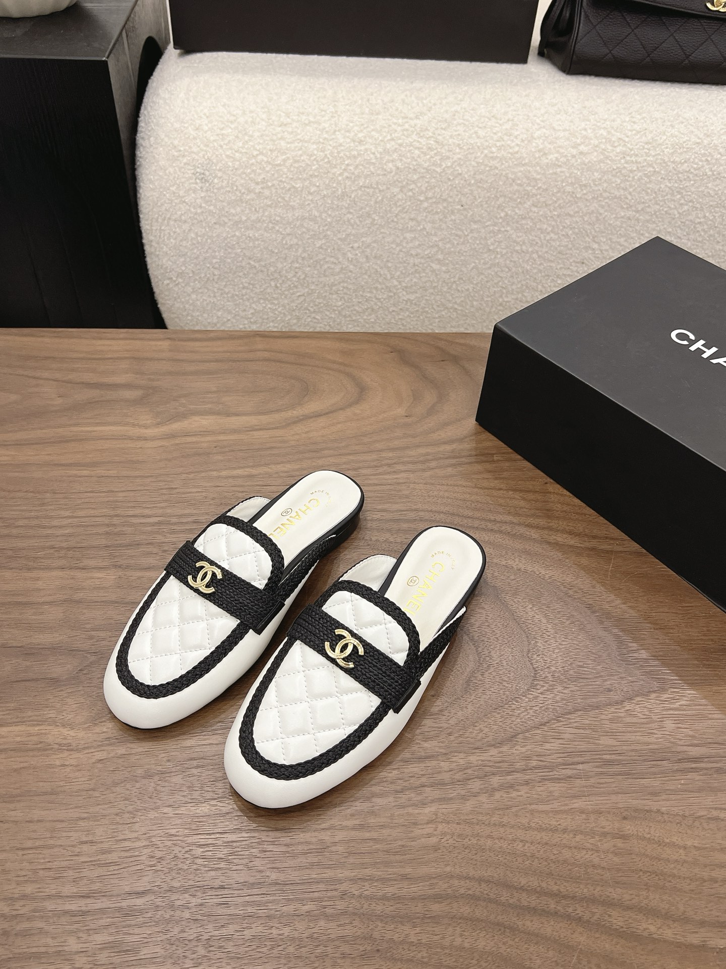 Designer Women Shoes