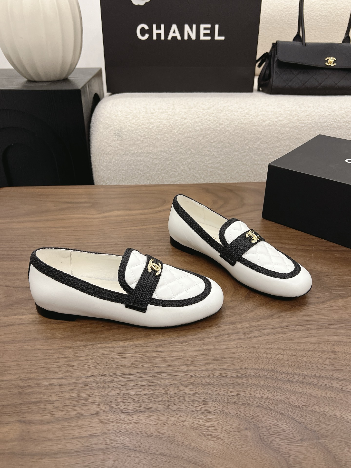 Designer Women Shoes