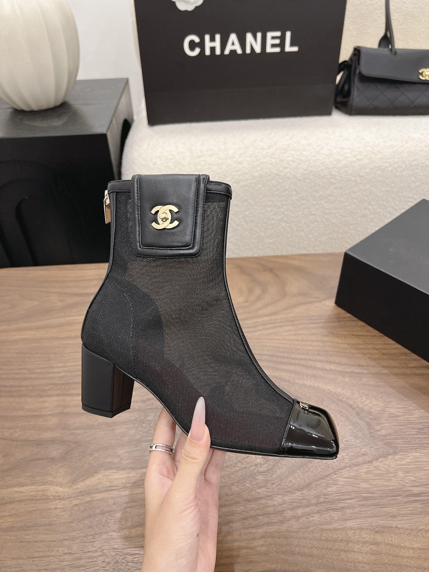 Designer Women Shoes
