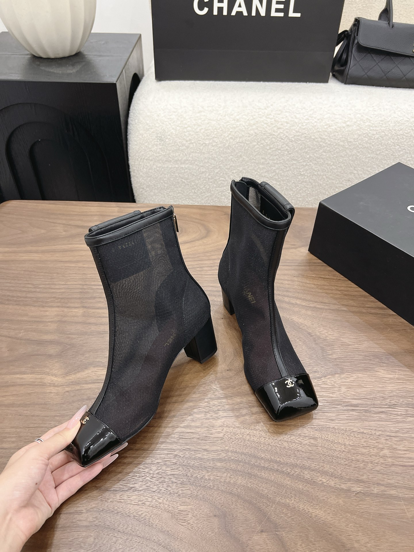 Designer Women Shoes
