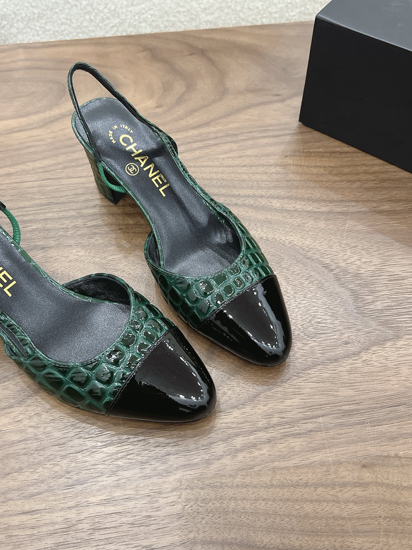 Designer Women Shoes
