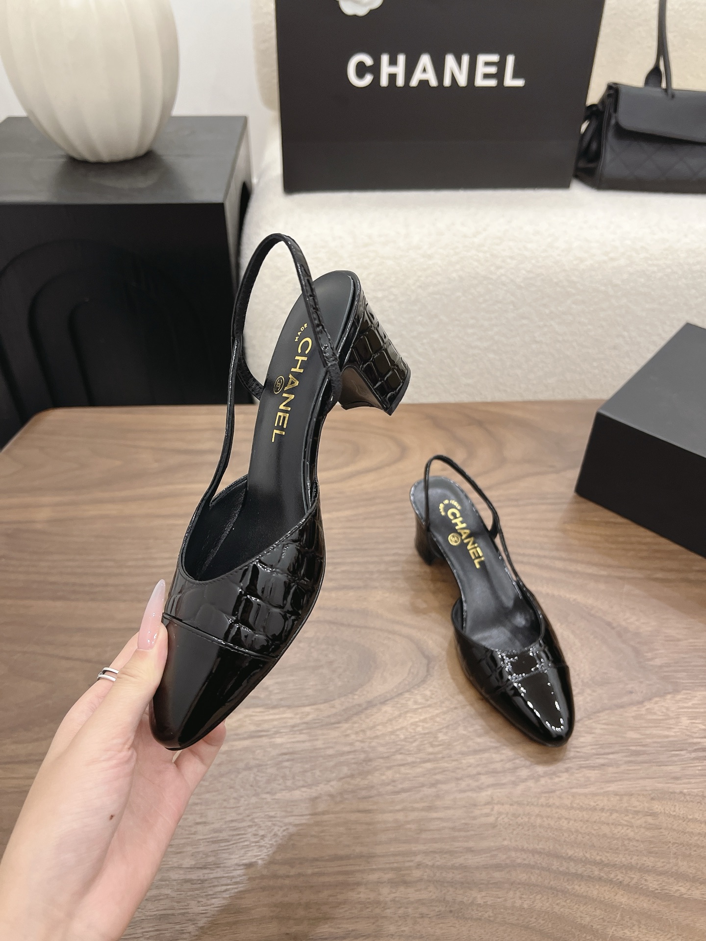 Designer Women Shoes