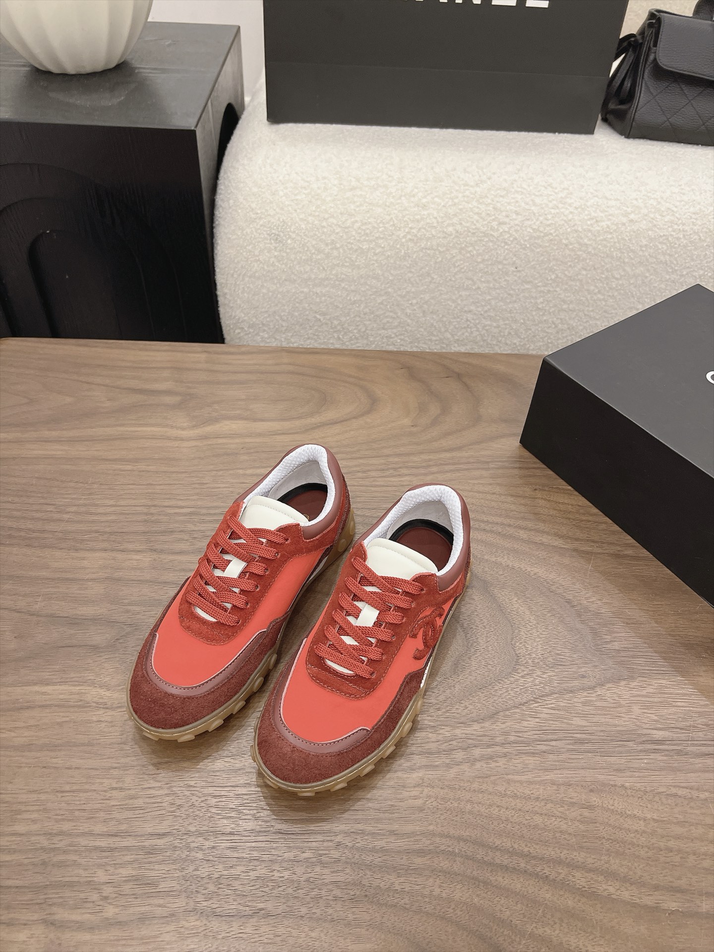 NO:958366,Spot Sale *|| [Top high-end quality from major manufacturers] High mercerized upper, original breathable mesh lining, cowhide for foot pads, outsole: original TPU outsole, heel height: 2cm 35, 36, 37, 38, 39, (34/40/41 need to be customized and communicate with customer service), casual shoes/sports shoes, sneakers, cowhide, sheep19860909Spot Sale  *|| 【大厂顶级高端品质】 鞋面高丝光羊京 内里原版透气网 垫脚牛皮 大底:TPU原版大底 跟高: 2cm 35、36、37、38、39、(34/40/41 需要定做跟客服♂沟通),休闲鞋/运动鞋,sneakers,cowhide,sheep,Women's Shoes