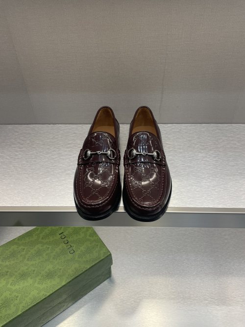 Gucci Horsebit Loafers - Burgundy Leather Dress Shoes with Classic Design 1 Gucci Horsebit Loafers - Burgundy Leather Dress Shoes with Classic Design