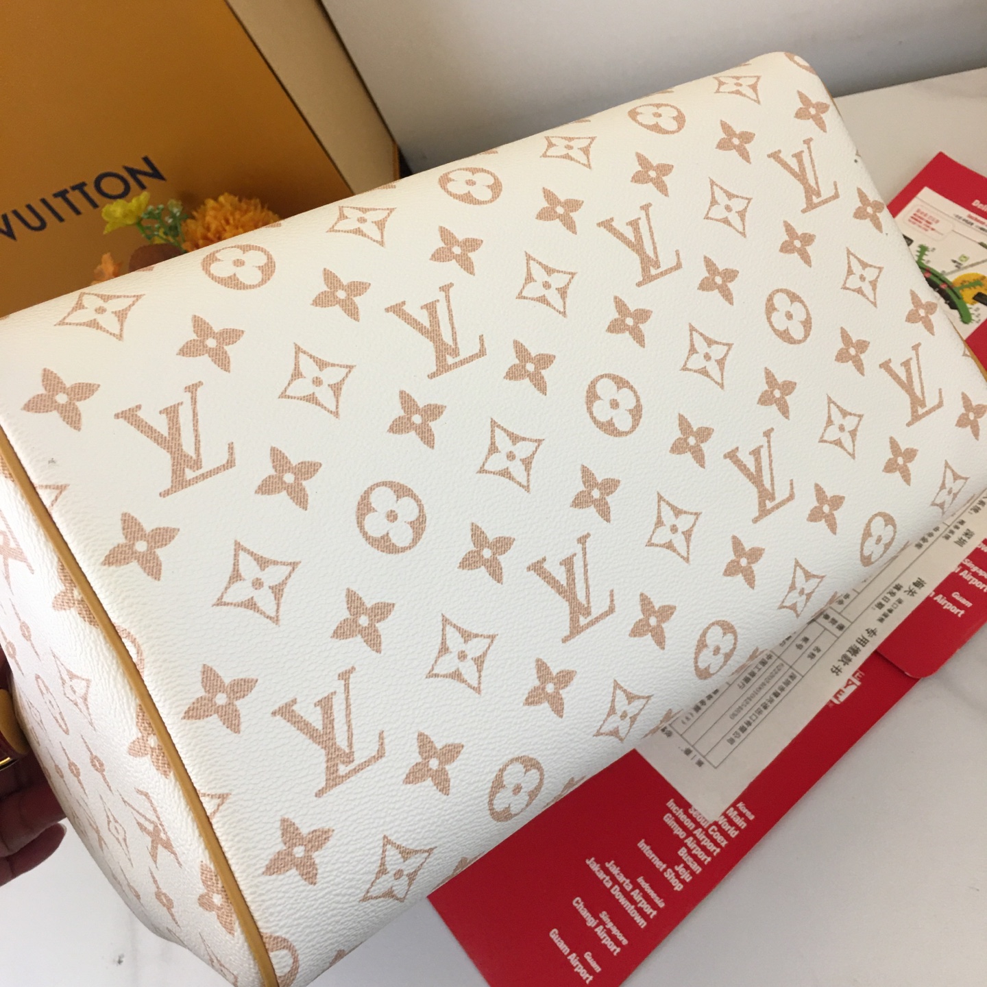 Louis Vuitton Speedy Soft 30 Lucky Handbag with Crystal Dream Purple Charm 8 i1754240177125 2475 0 7