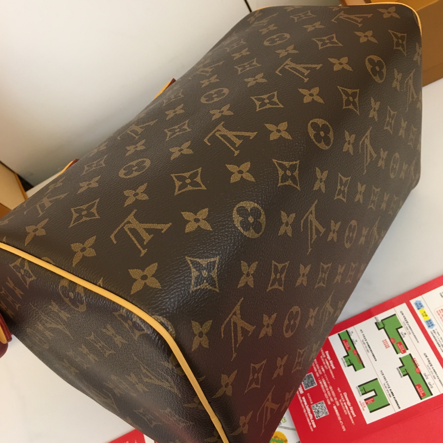 Louis Vuitton Speedy Soft 30: Iconic Design with Modern Flair 7 i1754240290226 2770 0 6