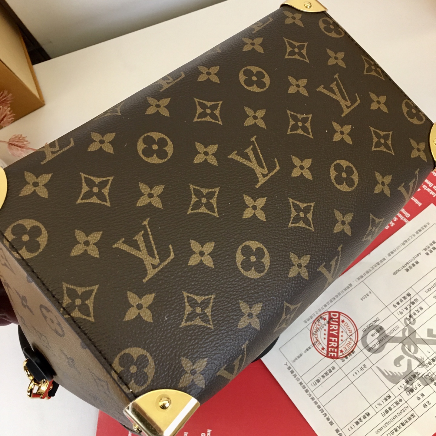 Louis Vuitton Speedy 25 Monogram Canvas Handbag with Leather Trim 8 i1754413774255 9911 0 6