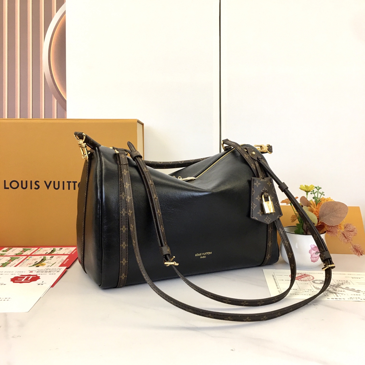 Louis Vuitton Express Handbag - Medium, Black Leather, Designer Shoulder Bag 5 i1755193974441 2679 0 4