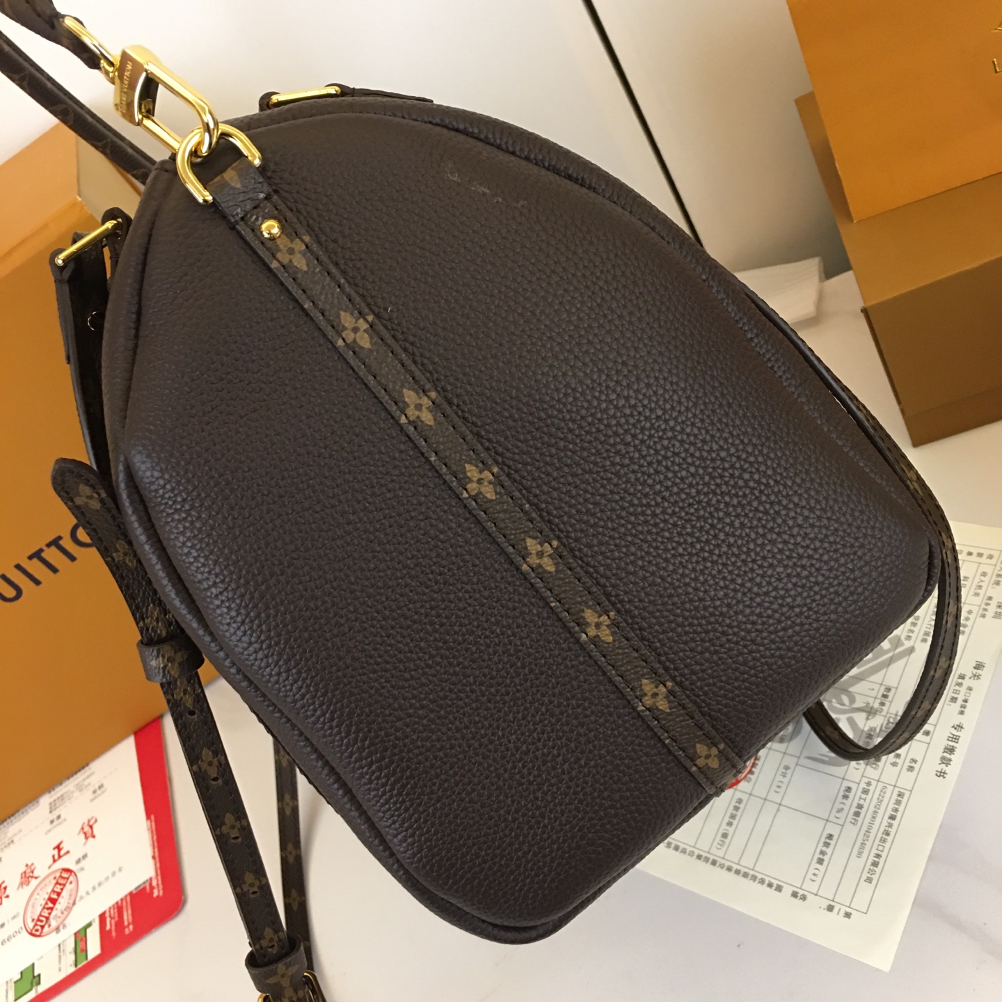 Louis Vuitton Brown Leather Handbag Hobo Shoulder Bag M26397, 36x18.5x24 cm 6 i1756318400509 167 0 4