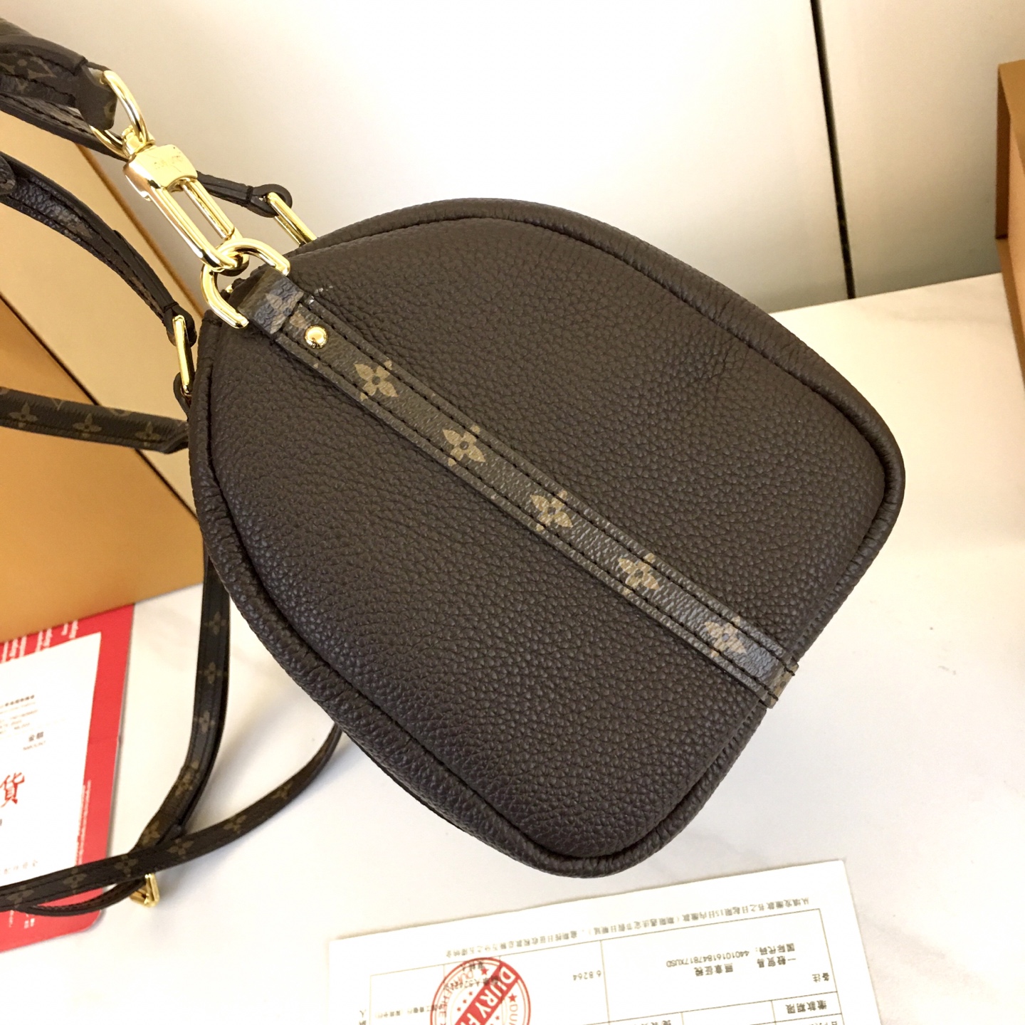 Louis Vuitton Express Small Handbag in Brown Leather with Monogram Trim 7 i1756318663337 7298 0 5