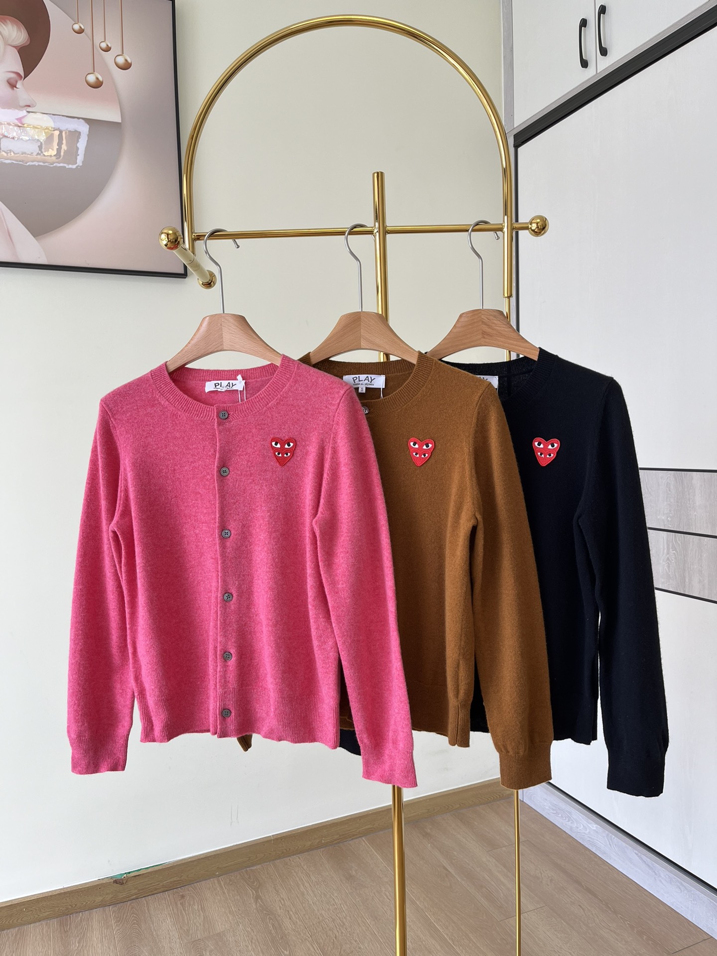 CDG Play Vêtements Cardigans Premier haut
 Noir Le Brun Couleur rose Broderie de fleurs Cachemire Laine