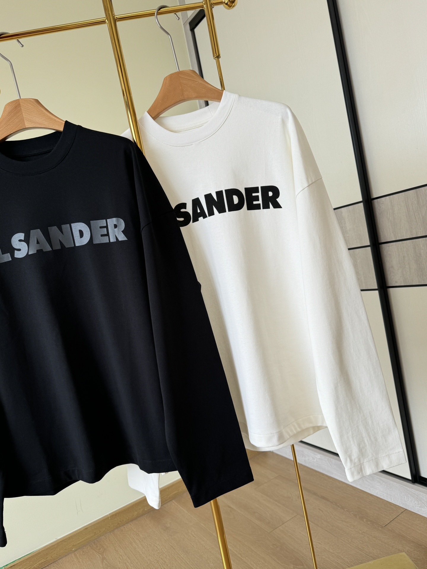 Jilsander23新品字母印花T恤INS欧美社交圈神仙单品！处处透露出高级感自带魅力与高奢气质！对于