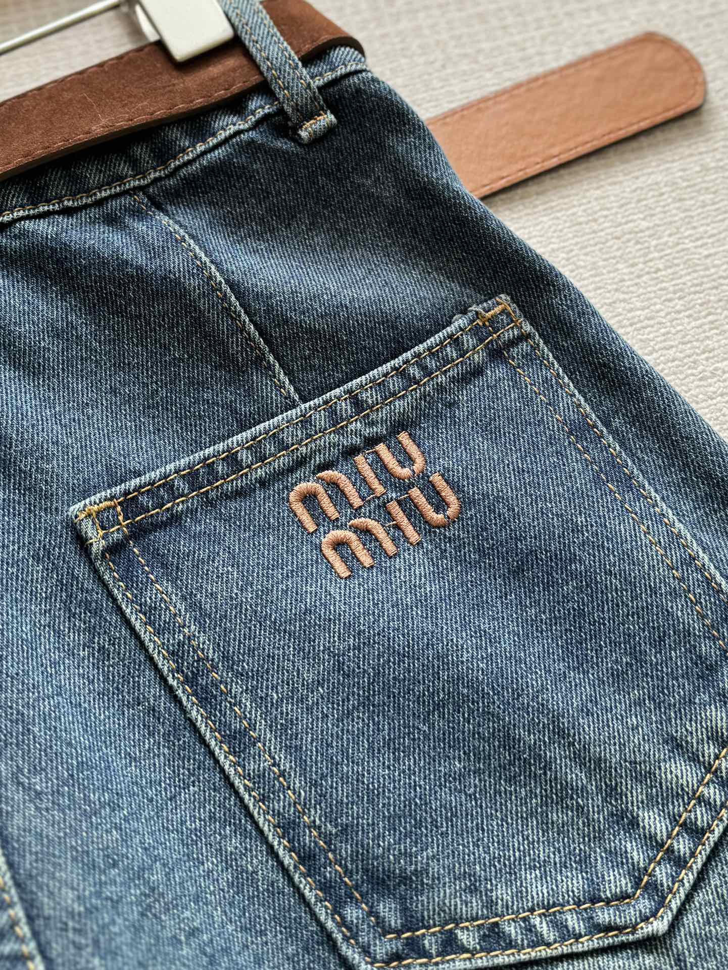 NO:312918,Use pure cotton fabric, with clear texture on the cloth, soft and crisp texture, NAI wear and wear, easy to handle, moisture-absorbing and breathable during daily wear, skin-friendly and comfortable to feel it when you get it!  !  Excellent quality!  !  ,alexander wang19860909选用纯棉面料,布面纹理清晰,质地柔软不失挺括,NAI磨耐穿易打理,日常穿着吸湿透气,亲肤舒适拿到手就能感受到了！！品质杠杠的！！,,alexander wang,Women's clothing