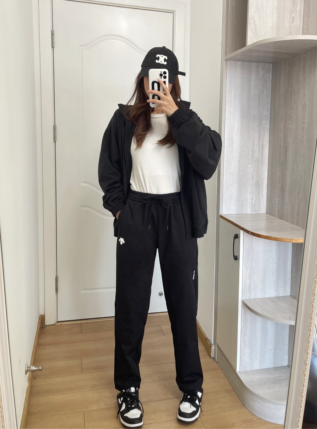 NO:295741,Model 166 98 wears M size loose waist, alexander wang19860909模特166 98穿M码腰围宽松,,alexander wang,Women's clothing