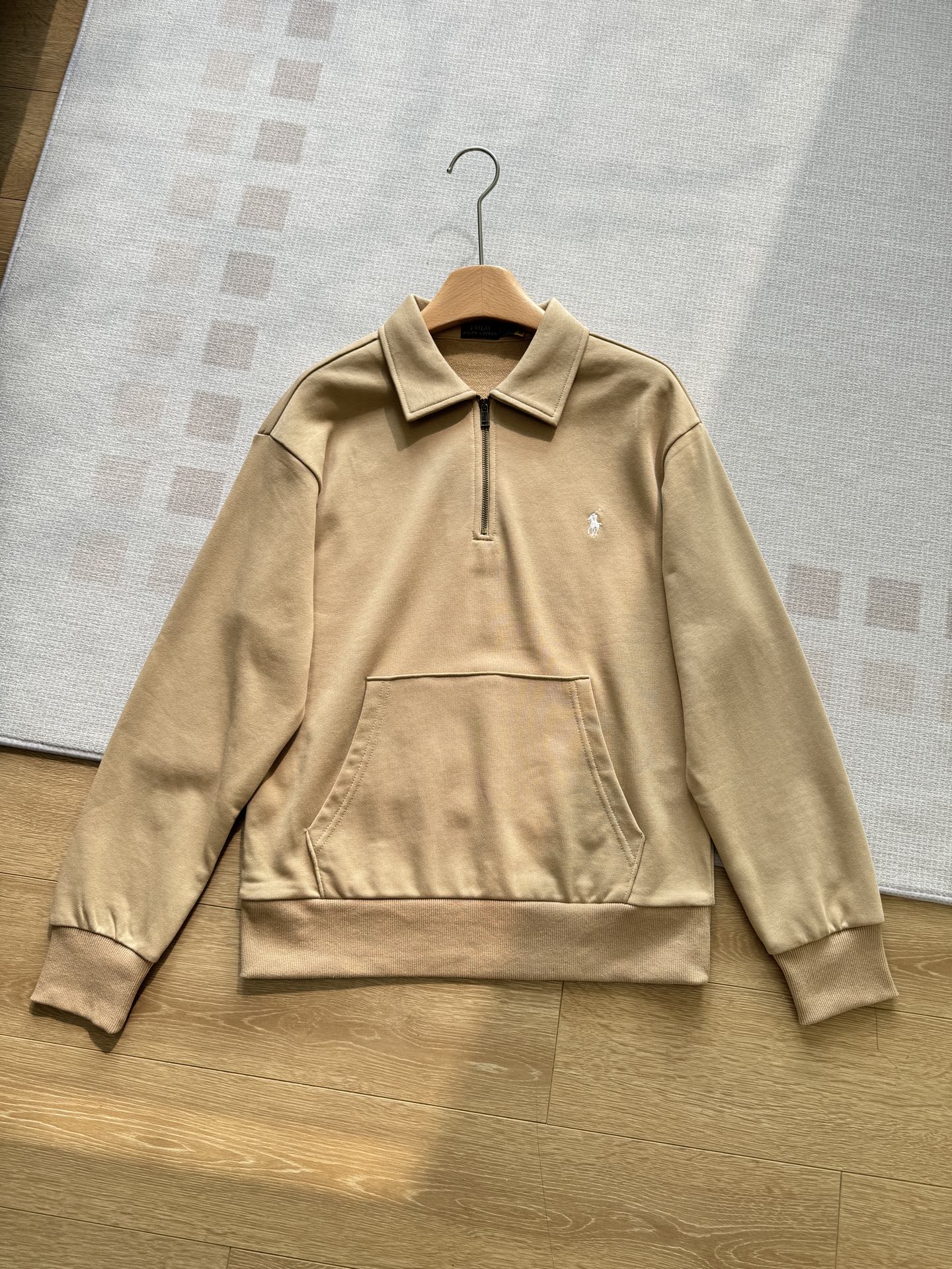 NO:308757,Classic solid color, simple and elegant. Whether it is paired with casual shorts to show vitality or combining them with trousers to create a daily commuter style, it can be easily adapted, unlocking a variety of fashionable styles for you and freely traveling through different scenes., shorts, alexander wang19860909经典纯色,简约大气,无论是搭配休闲短裤展现活力,还是与长裤组合打造日常通勤风,都能轻松适配,为你解锁多样时尚造型,自在穿梭于不同场景.,,shorts,alexander wang,Women's clothing