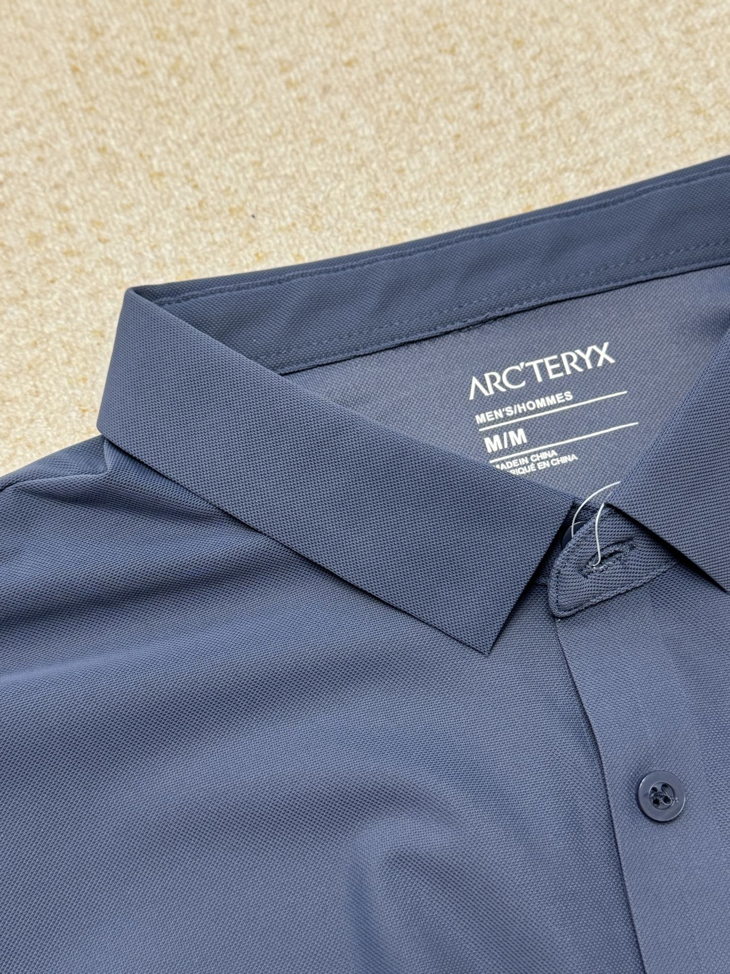 NO:323445,It uses 90 polyester fiber and 10 spandex, which has strong moisture absorption and breathability, is suitable for all environments, and is easy to sweat when running!  , cool and comfortable texture, lightweight, not easy to fade or deform. It moves freely, improving freedom and comfort!  ,alexander wang19860909采用90聚酯纤维10氨纶,吸湿排汗透气性强,适合各种环境,跑步时方便排汗！,凉爽舒适质地轻盈,不易褪色、变形.活动自如,提高了自由度和舒适性！,,alexander wang,Women's clothing