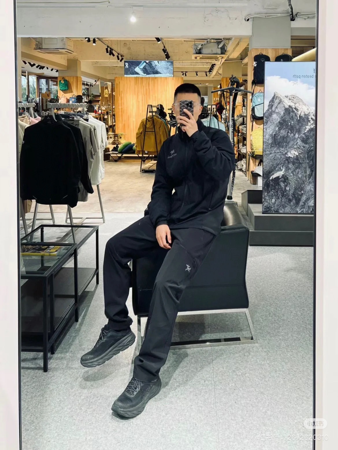 NO:326176,You can wear outdoor sports in daily work. It is a combination of fashion and leisure and outdoor sports~, alexander wang19860909日常上班 户外运动都可以穿着 是时尚休闲与户外运动的结合～,,alexander wang,Women's clothing