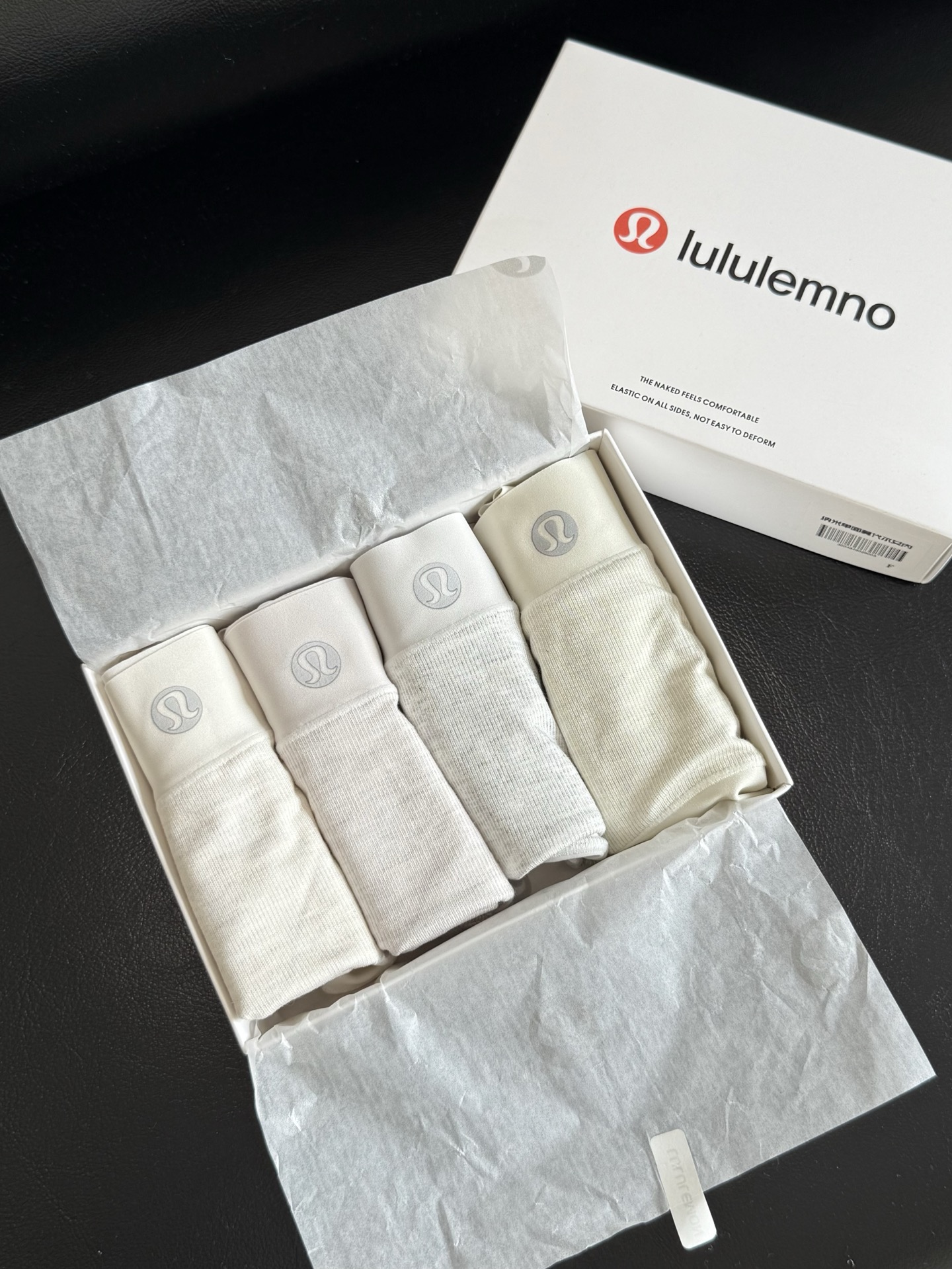 NO:334436,——New Lu single-sided nanomodal women's inner body, delicate and skin-friendly, soft and comfortable, delicate texture brought by high-count, comfort °   softness °   naked sensitivity °   light as clouds, soft as flowing water, traceless waist, natural skin-friendly, a set of four, spring and summer colors, one size suitable for 90 to 130 catties weight.,,alexander wang19860909——新品Lu单面纳米莫代尔女内 细腻亲肤柔软舒适高支数带来的细腻质感 舒适度°＋ 柔软度°＋ 裸感度°＋ 轻盈如云朵柔和如流水 无痕腰头,自然亲肤 一组四条,春夏色系 均码合适90到130斤体重.,,alexander wang,Women's clothing