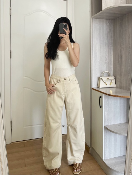 Loewe Wide Leg Jeans Stylish High Waist Loose Fit Denim Pants for Women 1 Loewe Wide Leg Jeans Stylish High Waist Loose Fit Denim Pants for Women