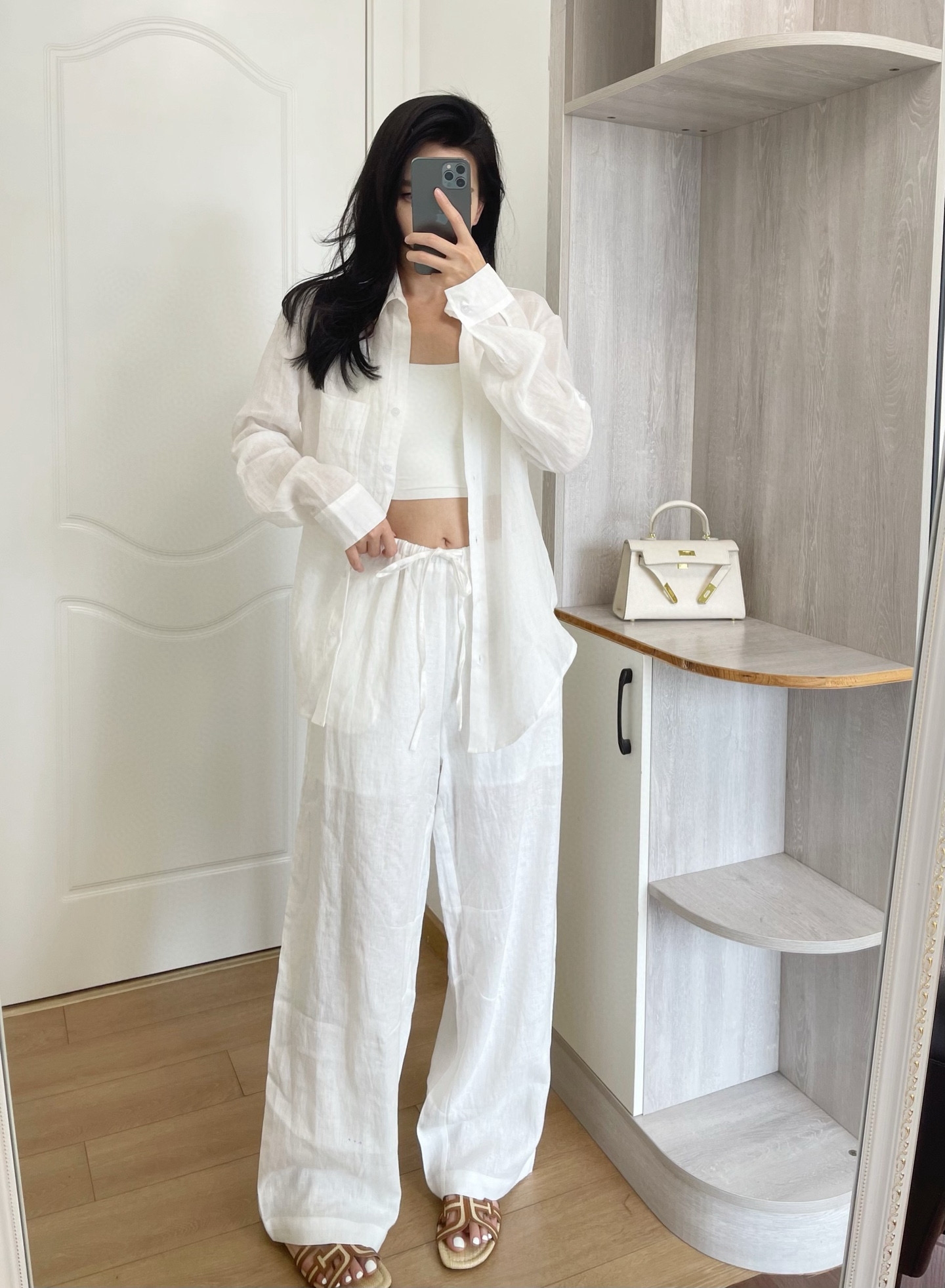 NO:422675,Model 166 98 wear M size loose effect, alexander wang19860909模特166 98穿M码宽松效果,,alexander wang,Women's clothing