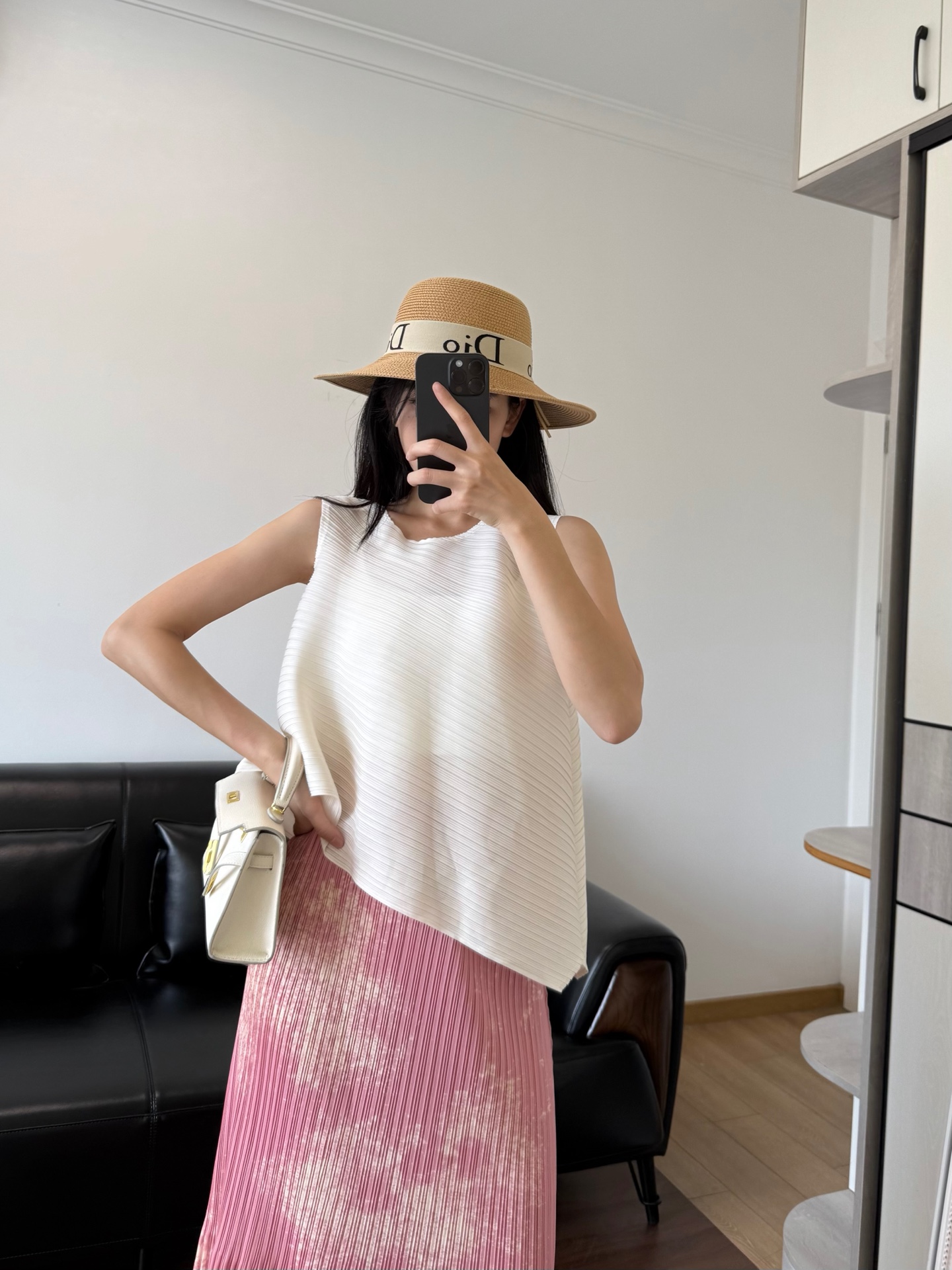 NO:426821,Top skirt model 166 98 wears one size fits, skirts, alexander wang19860909上衣半裙模特166 98穿均码合适,,skirts,alexander wang,Women's clothing