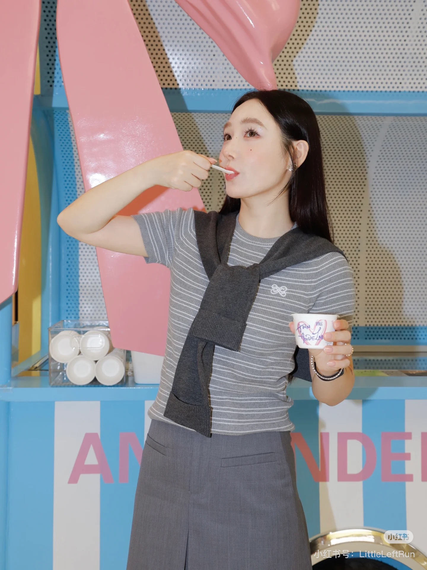 NO:761052,Tired of the regular style | Try this shawl top, it looks great, shawls,19860909普通款看腻了｜试试这件自带披肩上衣好好看,,shawls,,Women's clothing