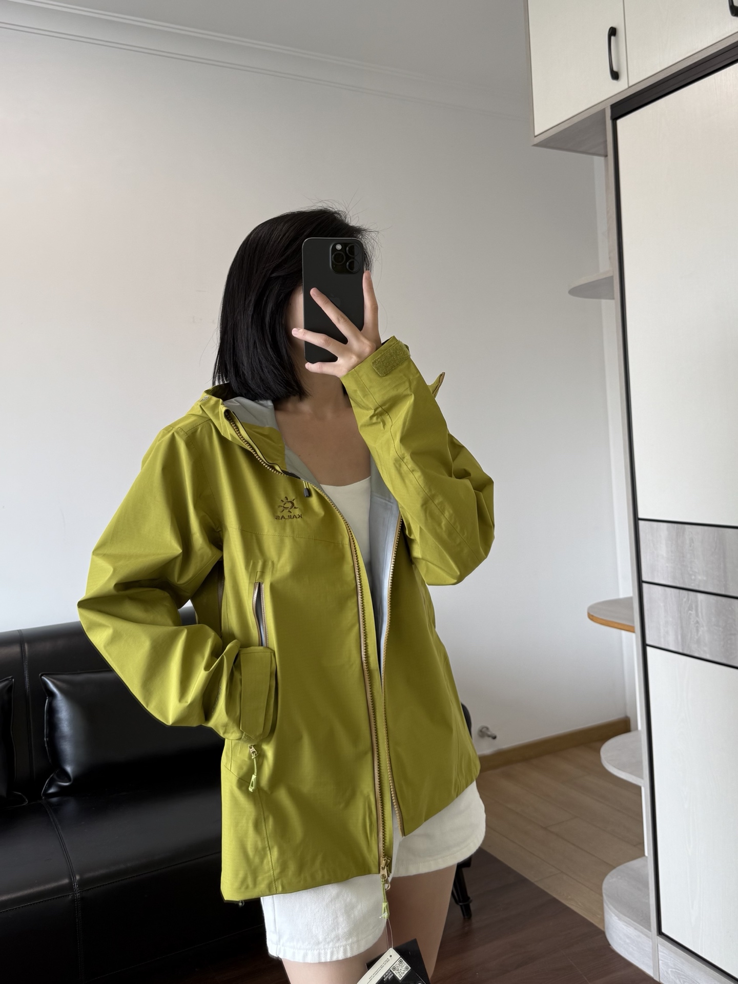 模特166 98穿S码效果