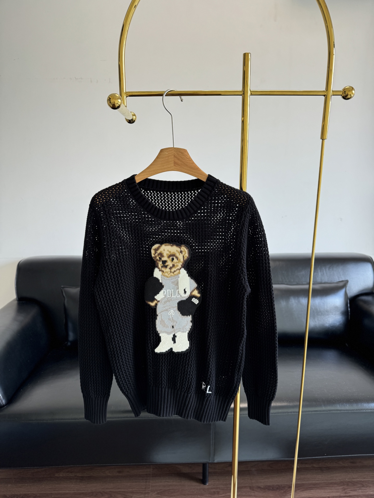 NO:462249,——Ralph Lauren/Ralph Lauren 25Polo Bear Hollow sweater Cartoon bear pattern improves the overall appearance of the clothes Simple and simple pure color design is a sweater that shows its appearance. The cuffs/hem are ribbed. No matter how you wear it, you can try it quickly~ The style is nice knitted sweater, the color is sml, loro piano, sweaters, alexander wang19860909——Ralph Lauren/拉夫劳伦 25Polo Bear 镂空针织衫 卡通小熊图案,提高了衣服整体颜值 简简单单纯色设计是一款狠显颜值的针织衫 袖口/下摆都做了罗纹设计 怎么穿都不过时,快入手试试吧~ 版型敲nice的针织毛衣,颜色敲击佰搭的 码数sml,,loro piana,sweaters,alexander wang,Women's clothing