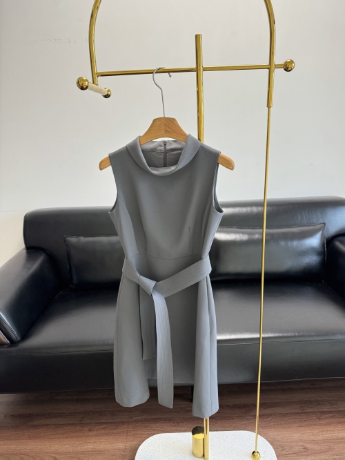 Elegant Hepburn Style Tie Dress - Chic, Sophisticated, and Perfect for Parties 1 Elegant Hepburn Style Tie Dress - Chic, Sophisticated, and Perfect for Parties