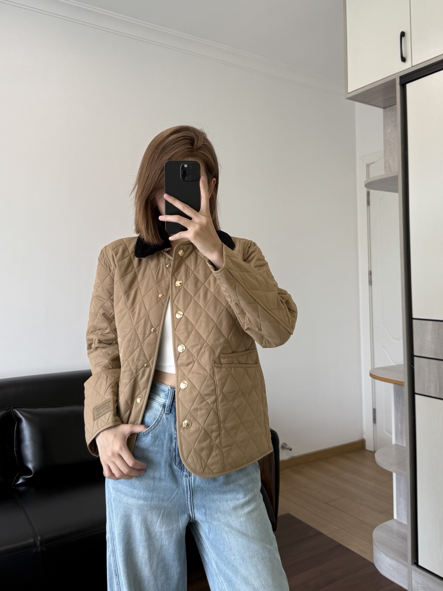 NO:545105,Model 166 98 wears S size and is slim to wear. If you want to wear thick clothes inside, you can get one size larger., alexander wang19860909模特166 98穿S码是穿起来修身的 如果内里要穿厚衣服可以拿大一码,,alexander wang,Women's clothing