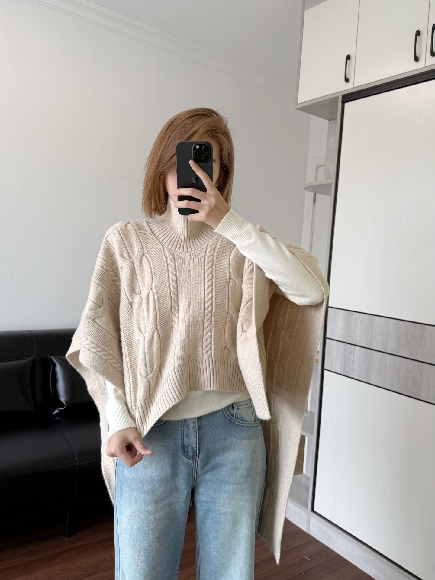 NO:569948,Both sides can be adjusted and worn at will,,alexander wang19860909两边是可以随意调节穿的,,alexander wang,Women's clothing