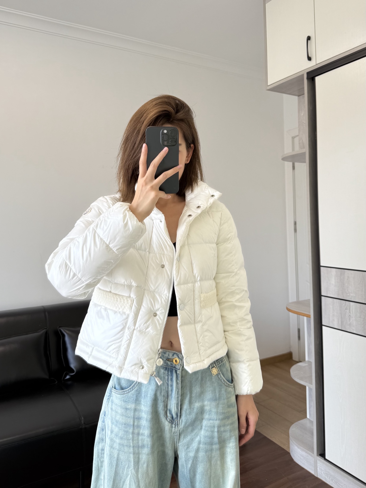 NO:654799,This dress is a bit tight on the model. If you like it looser, you can go up a size. Alexander Wang19860909模特穿这个衣服偏紧身的 喜欢宽松可以拿大一码,,alexander wang,Women's clothing