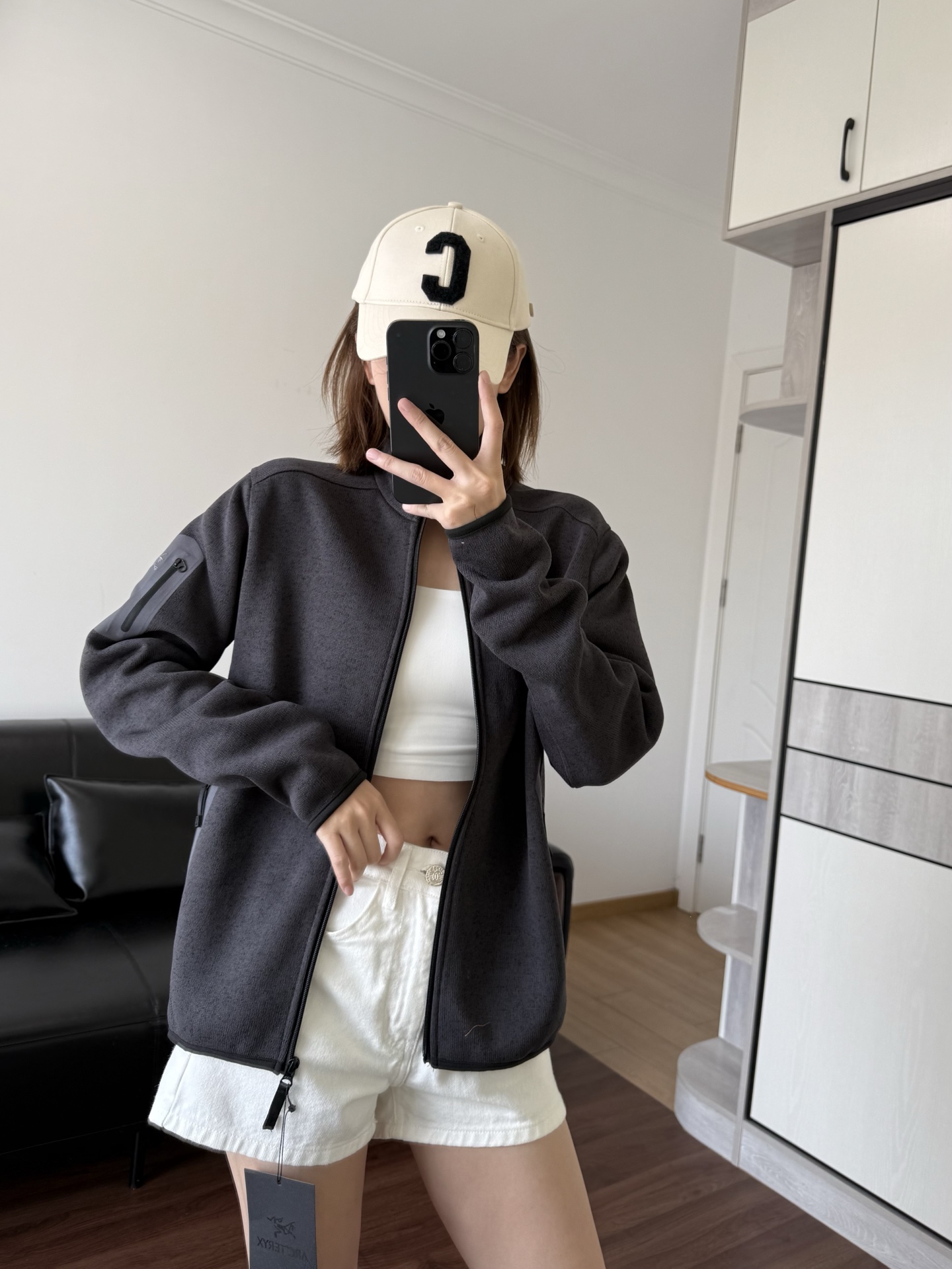 NO:578216,Just fit in the correct size and look good if you wear it loosely,,alexander wang19860909正码正拍拿就行 穿宽松也好看,,alexander wang,Women's clothing