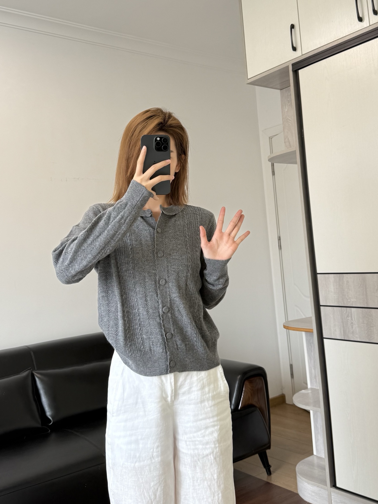 NO:587247,The upper body is soft and skin-friendly. The clothes are slim-fitting. Just take your true size. Alexander Wang19860909上身软糯亲肤 衣服是修身款 正码拿就行,,alexander wang,Women's clothing