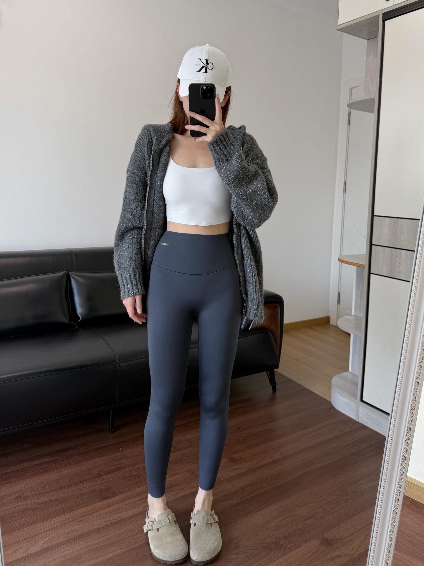 NO:588365,Model 166 98 wears M size, alexander wang19860909模特166 98穿M码合适,,alexander wang,Women's clothing