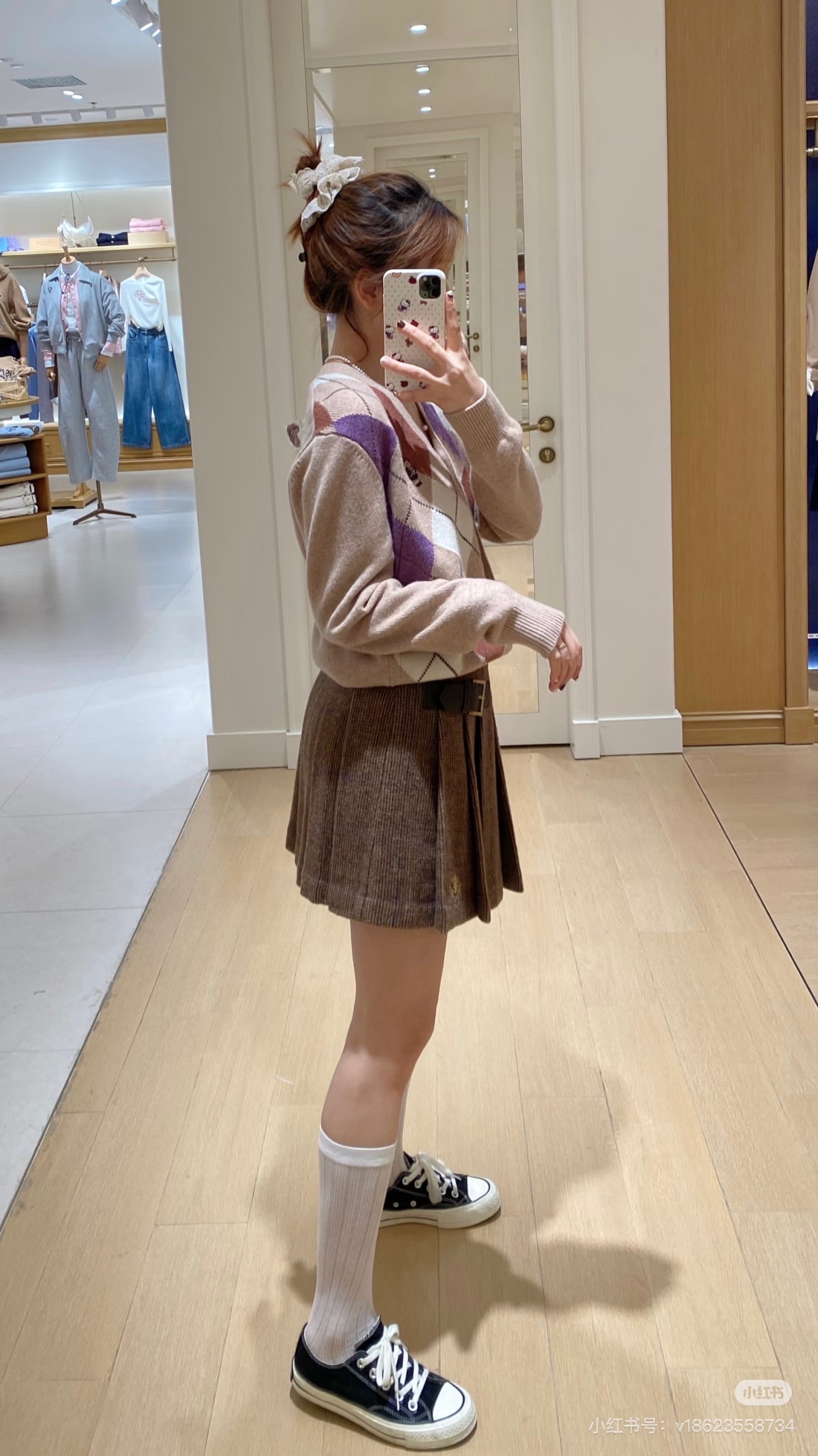 NO:590899,The academic temperament and commuting atmosphere are cleverly blended.,,alexander wang19860909学院气质与通勤氛围巧妙融合.,,alexander wang,Women's clothing