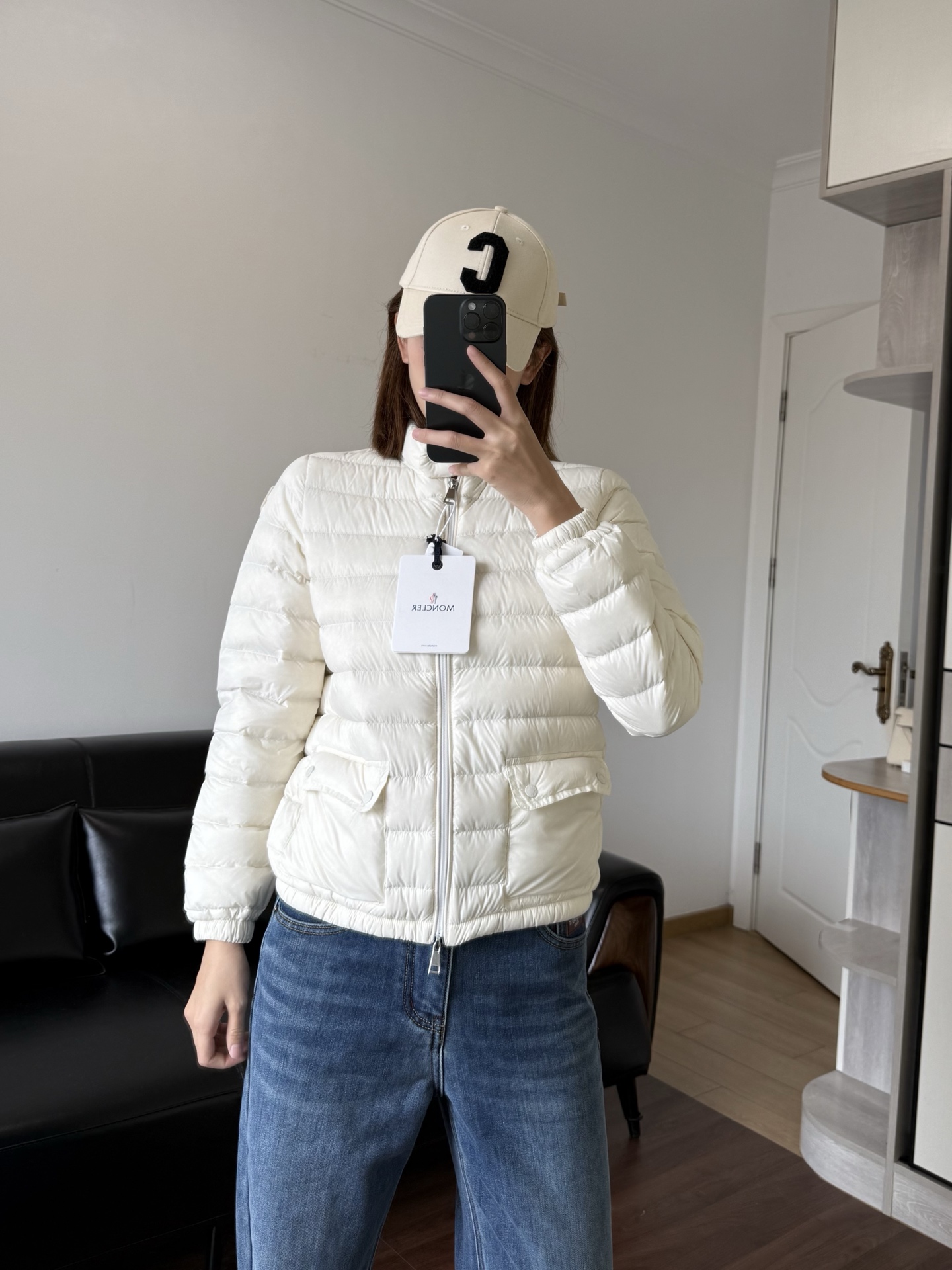 NO:591361,Model 166 98 wears size 1, alexander wang19860909模特166 98穿1码合适,,alexander wang,Women's clothing